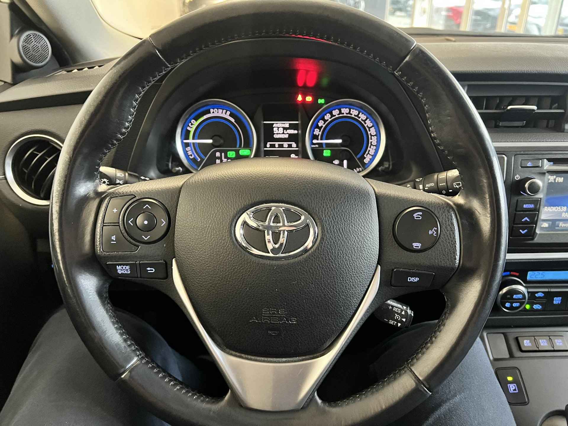 Toyota Auris 1.8 Hybrid dynamic - 11/22