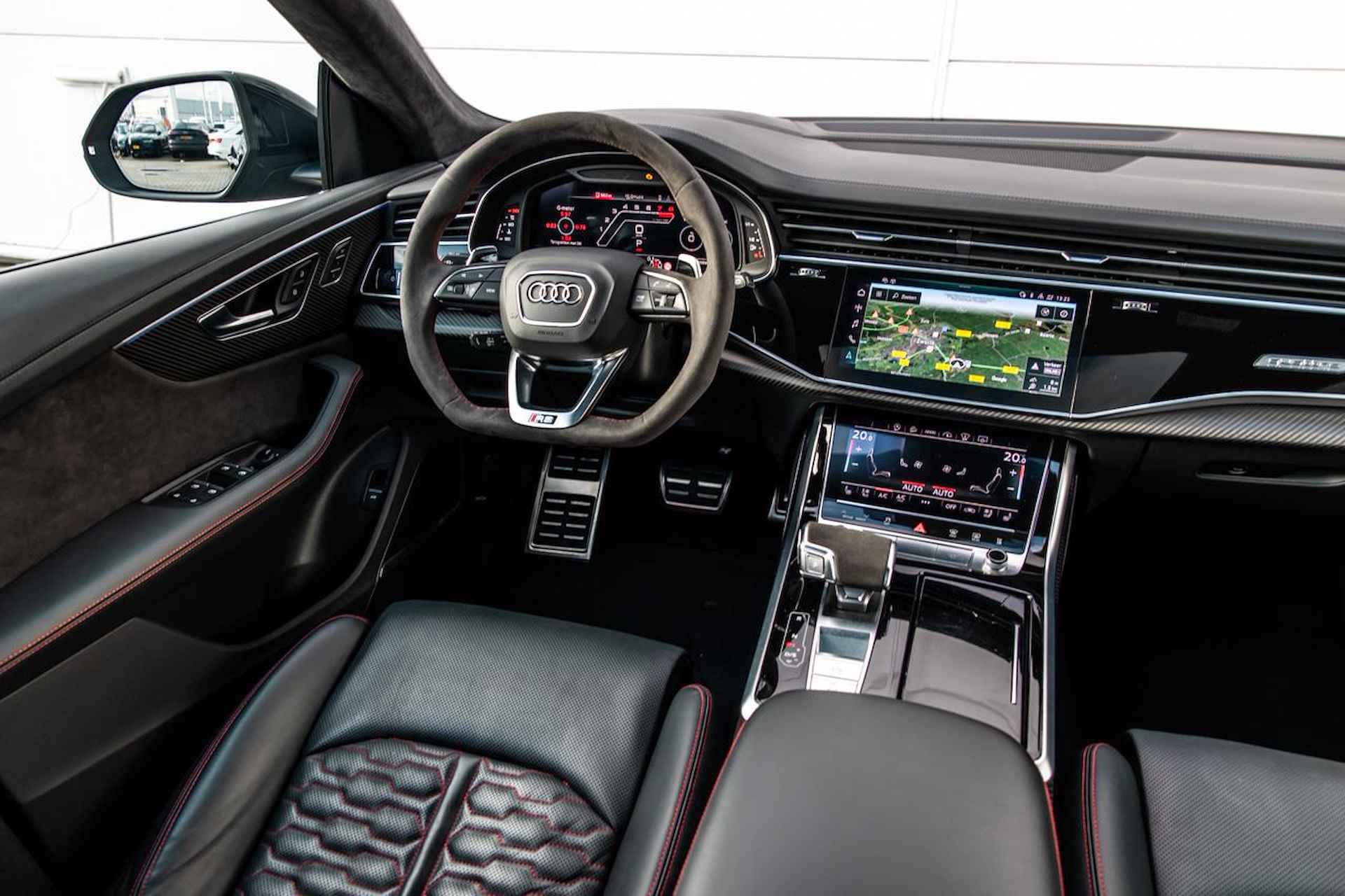 Audi RS Q8 4.0 TFSI 600pk Quattro | Keramisch | Panoramadak | Standkachel - 21/61