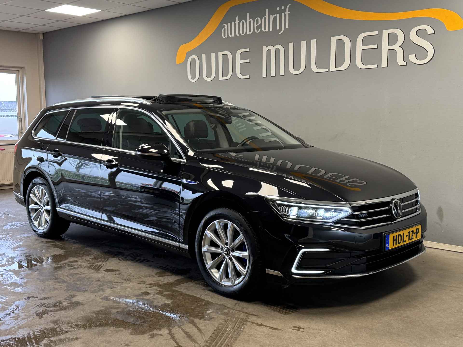 Volkswagen Passat Variant 1.4 TSI PHEV GTE Panoramadak/IQLight/Standkachel - 7/41