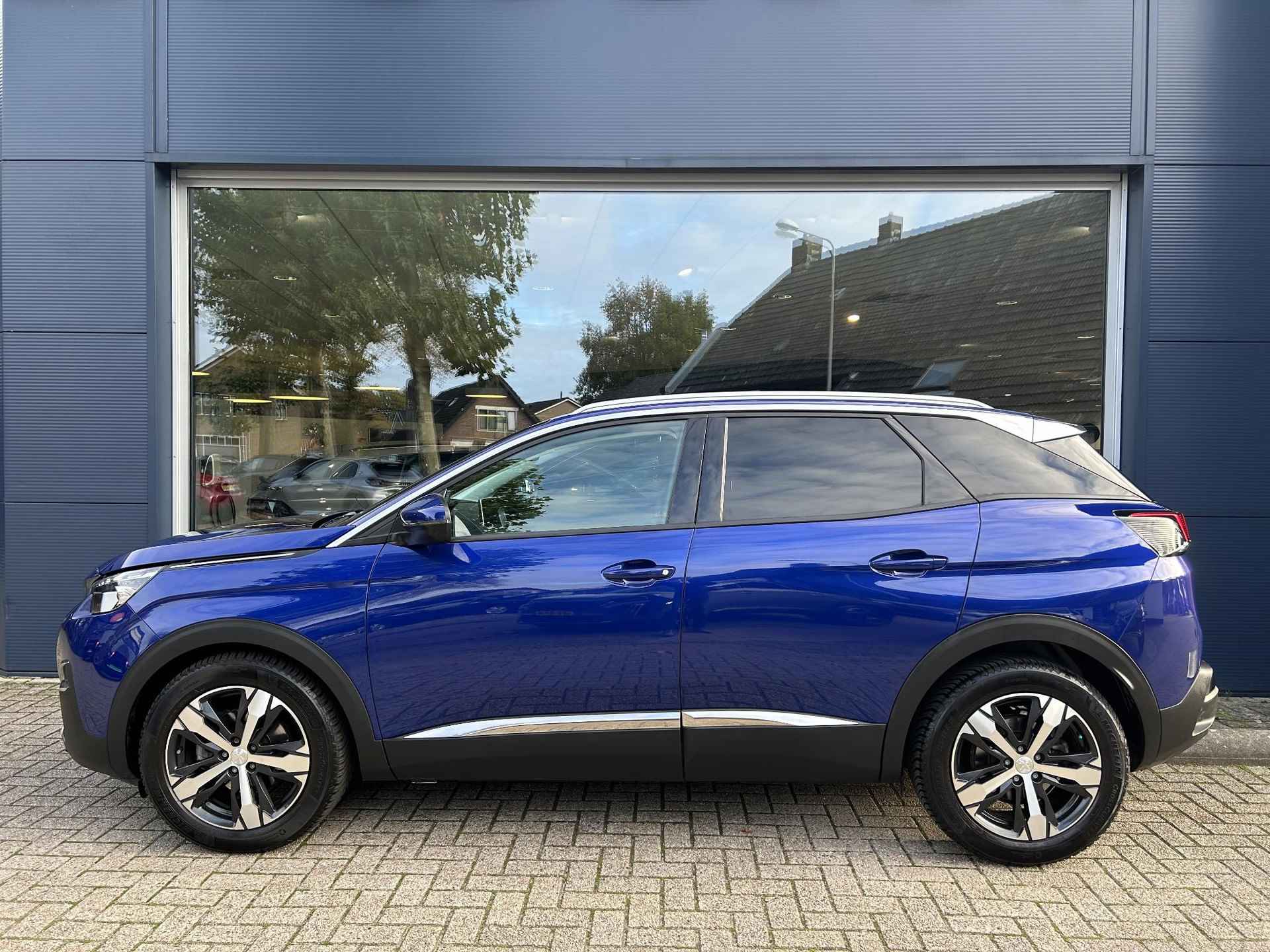 Peugeot 3008 1.2 Turbo 130 PK Allure GT-Line | Automaat | Zeer Complete Uitvoering | Panorama Schuif-/Kanteldak | Full LED Verlichting | Trekhaak 1150 KG | Keyless Entry | Stoelverwarming | Navigatie | Climate Control | Cruise Control | Camera | Grip Control | - 3/57