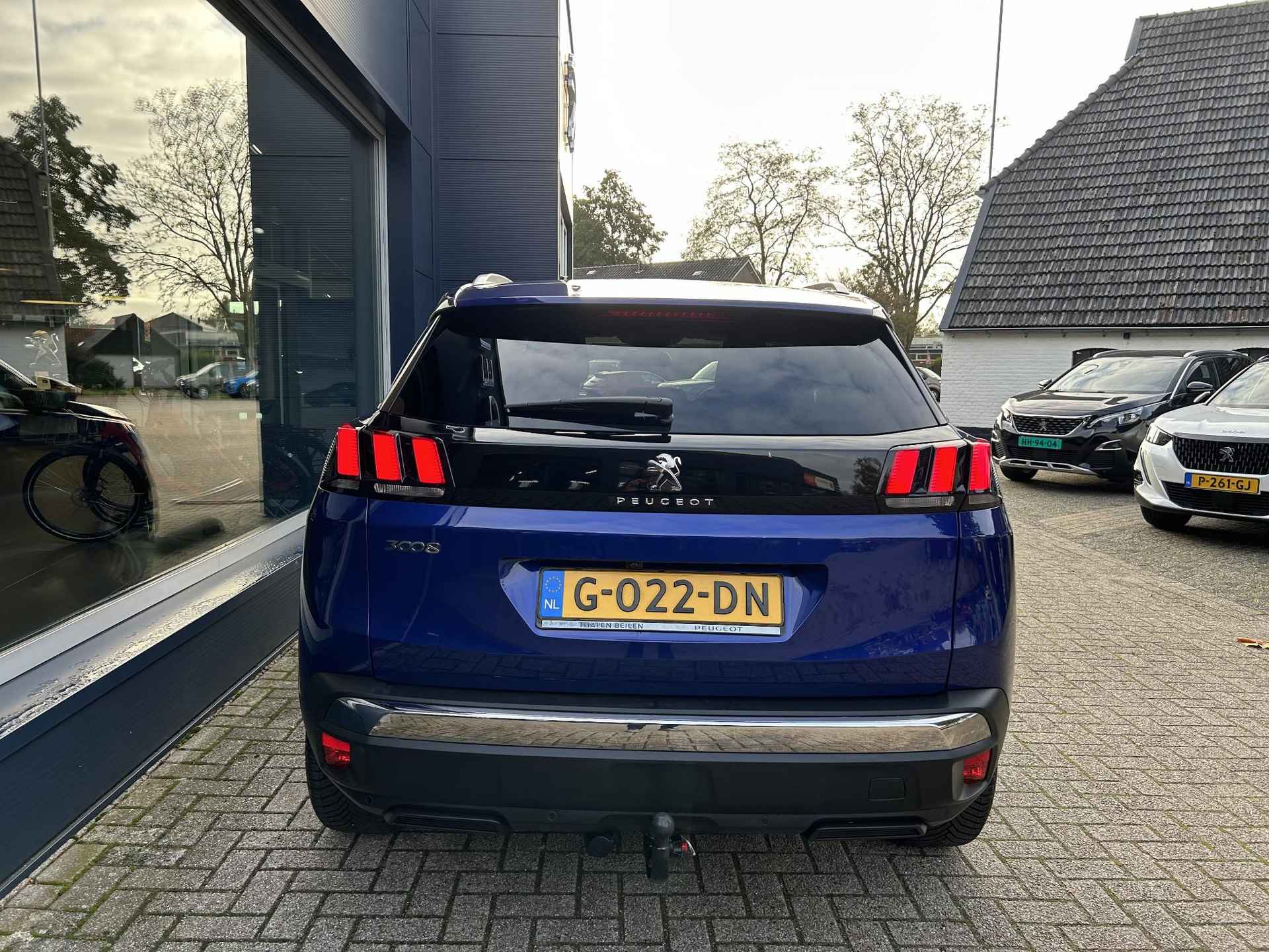 Peugeot 3008 1.2 Turbo 130 PK Allure GT-Line | Automaat | Zeer Complete Uitvoering | Panorama Schuif-/Kanteldak | Full LED Verlichting | Trekhaak 1150 KG | Keyless Entry | Stoelverwarming | Navigatie | Climate Control | Cruise Control | Camera | Grip Control | - 5/57