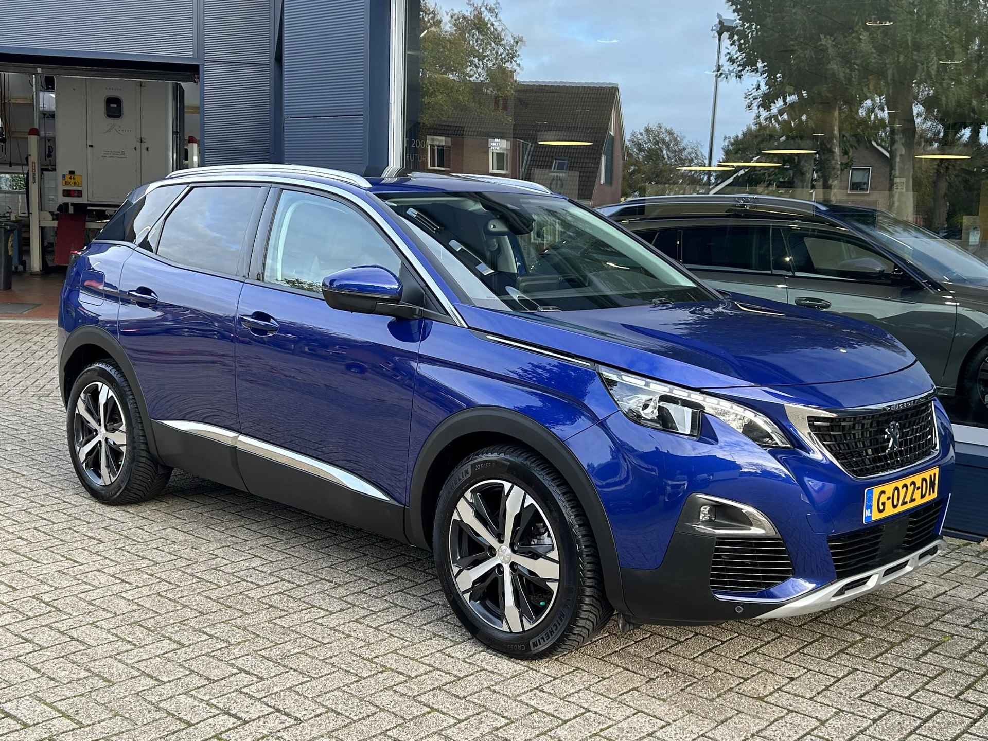 Peugeot 3008 1.2 Turbo 130 PK Allure GT-Line | Automaat | Zeer Complete Uitvoering | Panorama Schuif-/Kanteldak | Full LED Verlichting | Trekhaak 1150 KG | Keyless Entry | Stoelverwarming | Navigatie | Climate Control | Cruise Control | Camera | Grip Control | - 8/57