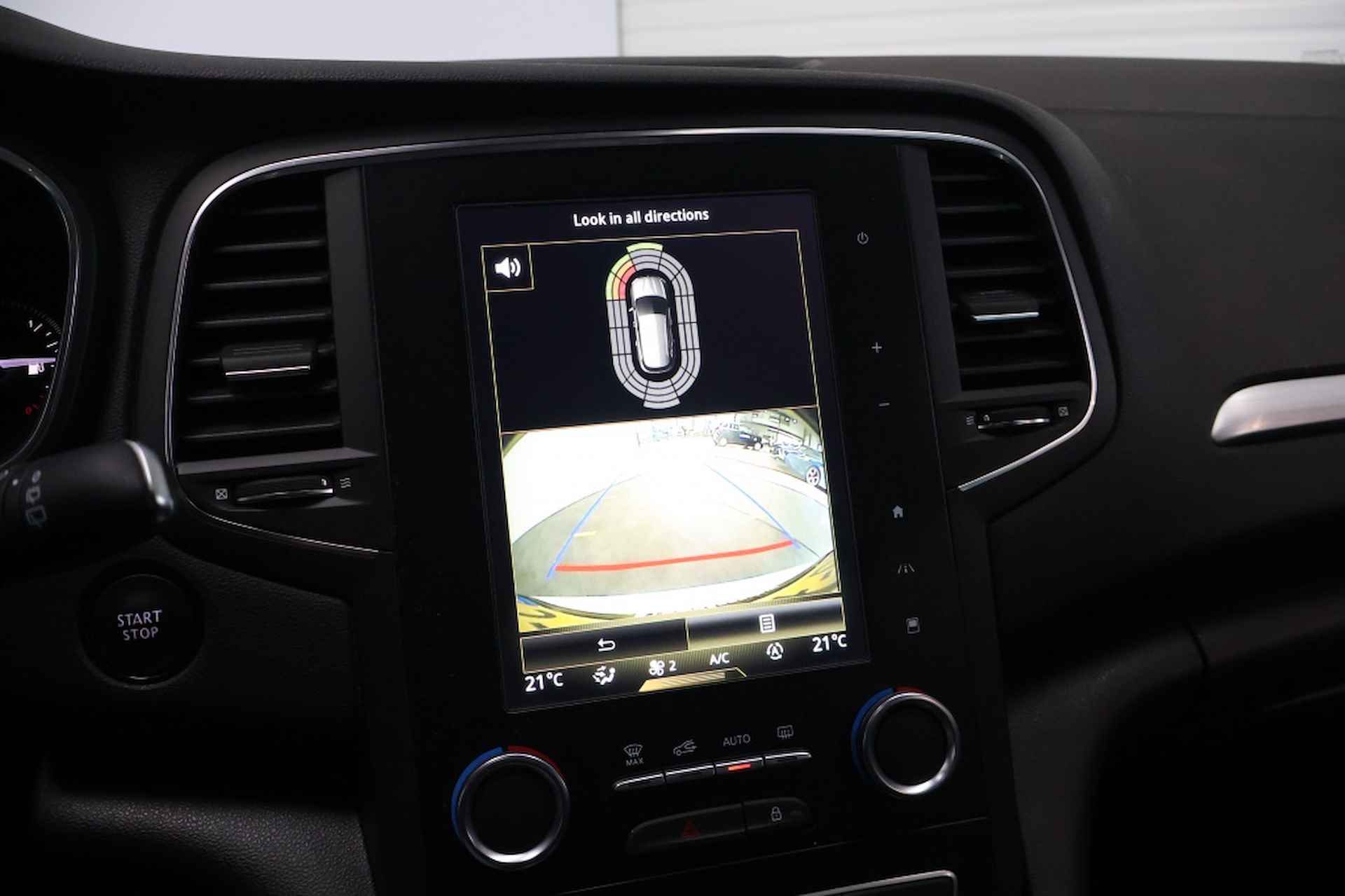 Renault Mégane Estate 1.3 TCe Bose | Panoramadak | Carplay - 14/26