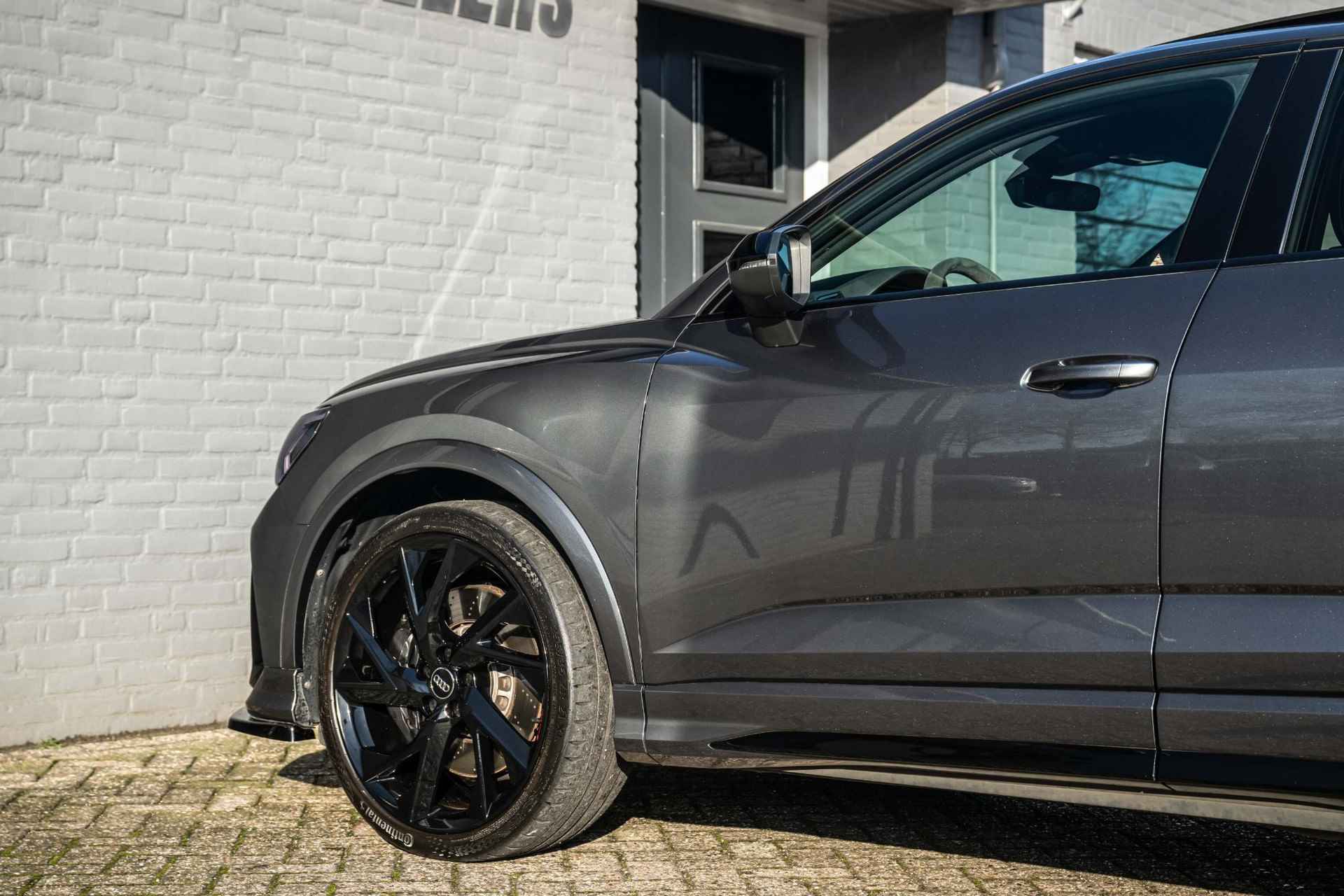 Audi RSQ3 Sportback TFSI RS Pano-Dealer OH-Zeer compleet - 36/46