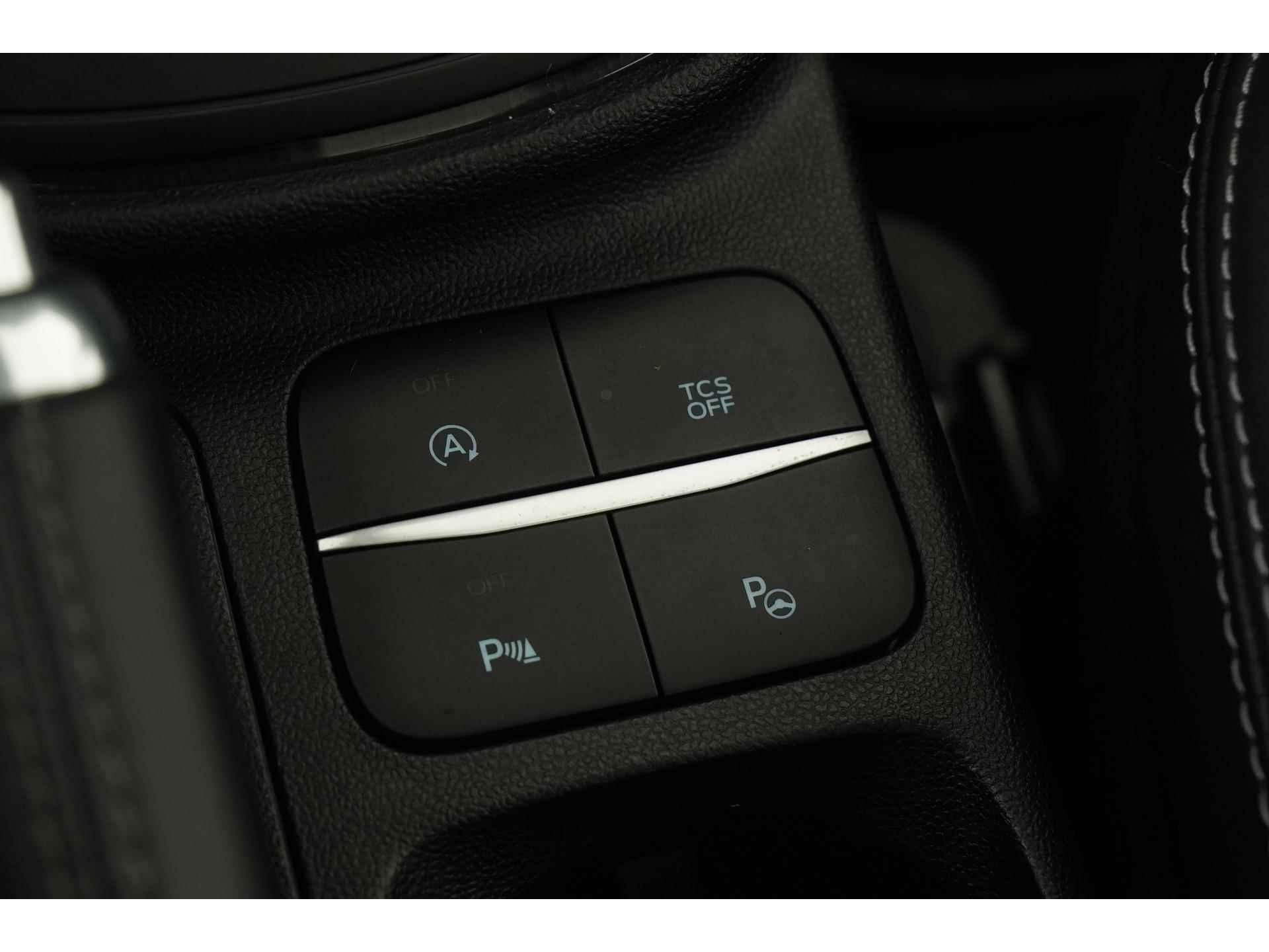 Ford Fiesta 1.0 EcoBoost Vignale Automaat | Panoramadak | Leder | Zondag Open! - 13/45