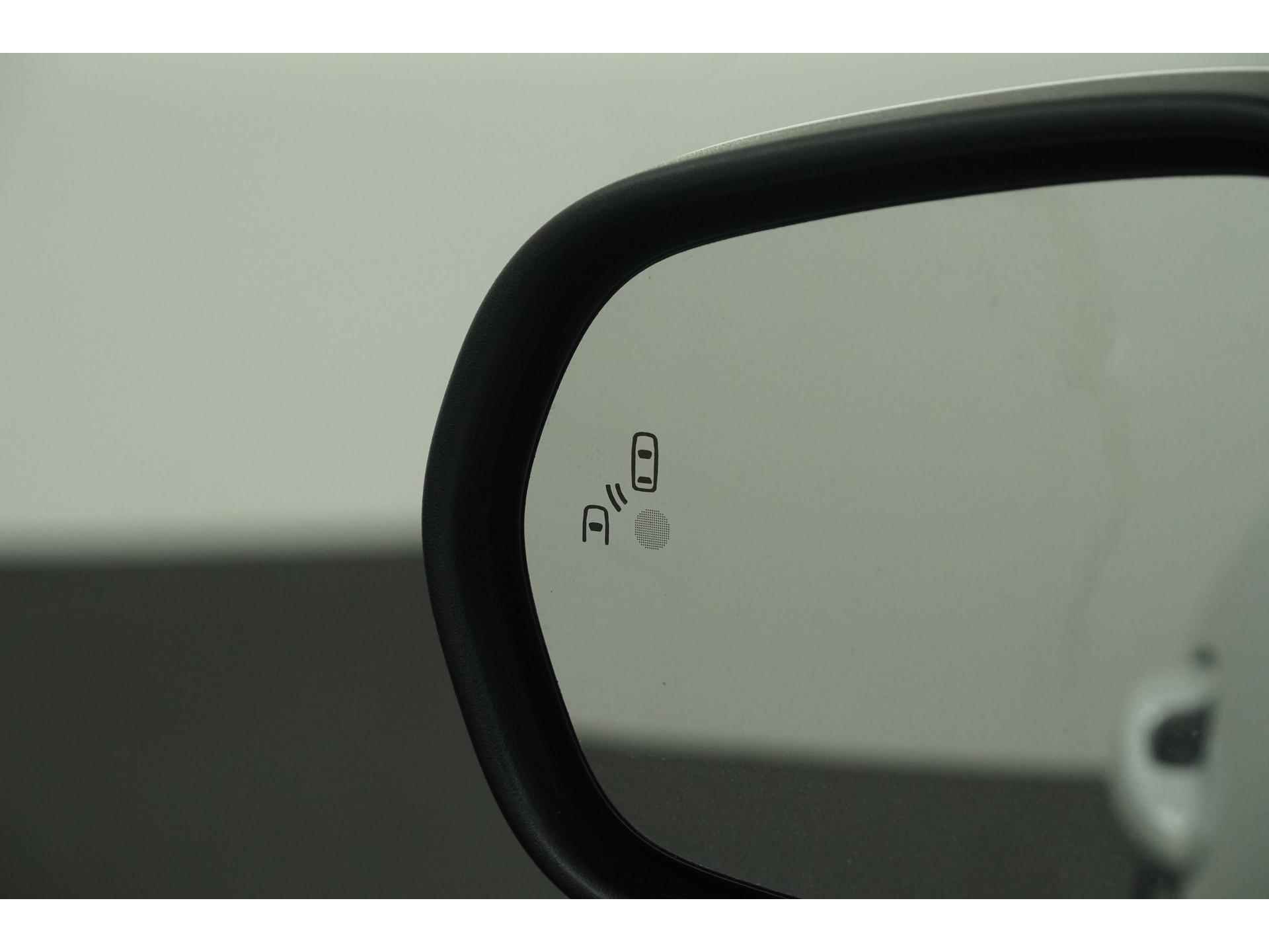 Ford Fiesta 1.0 EcoBoost Vignale Automaat | Panoramadak | Leder | Zondag Open! - 40/45