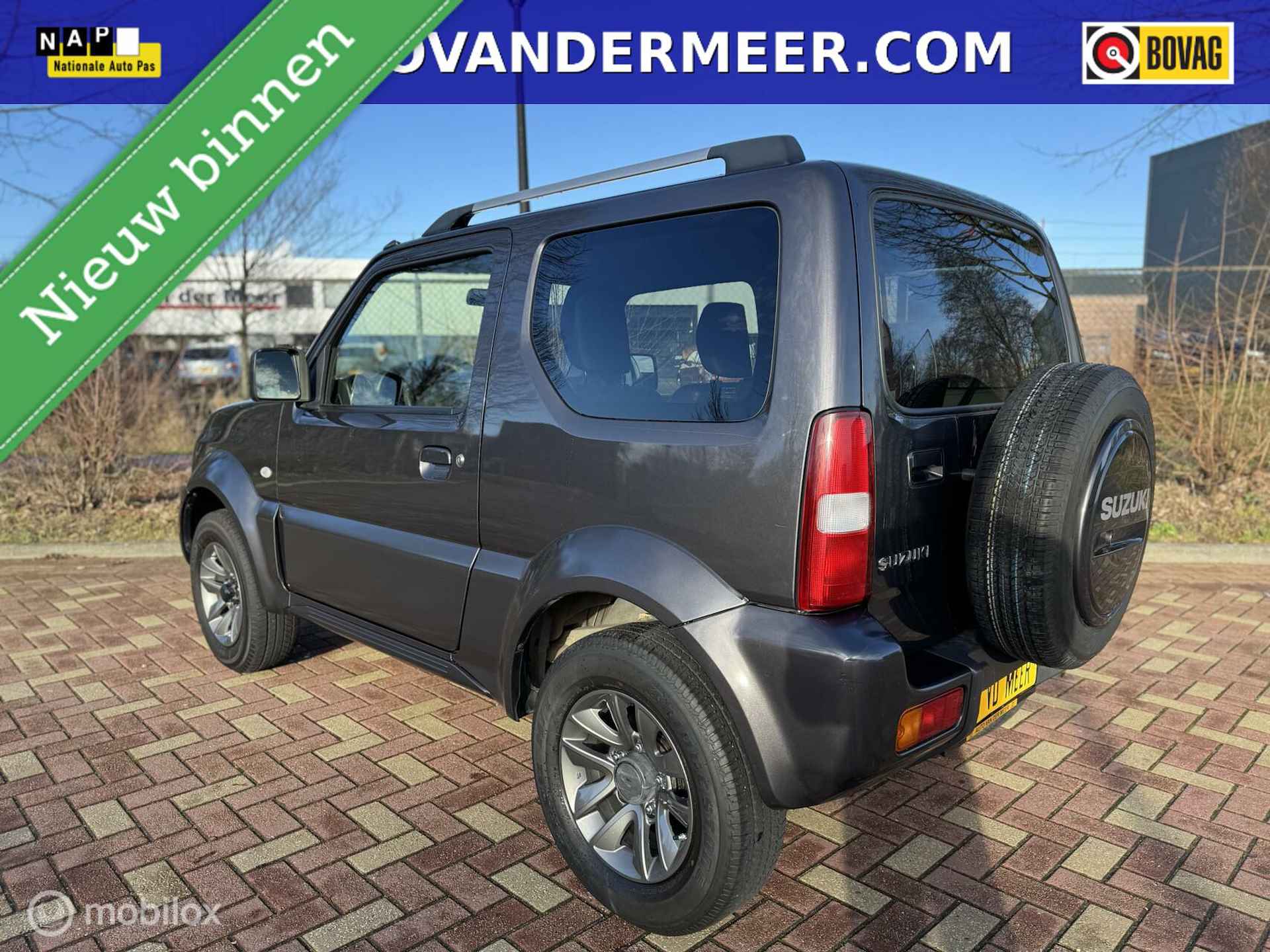 Suzuki Jimny 1.3 Exclusive - 4/28