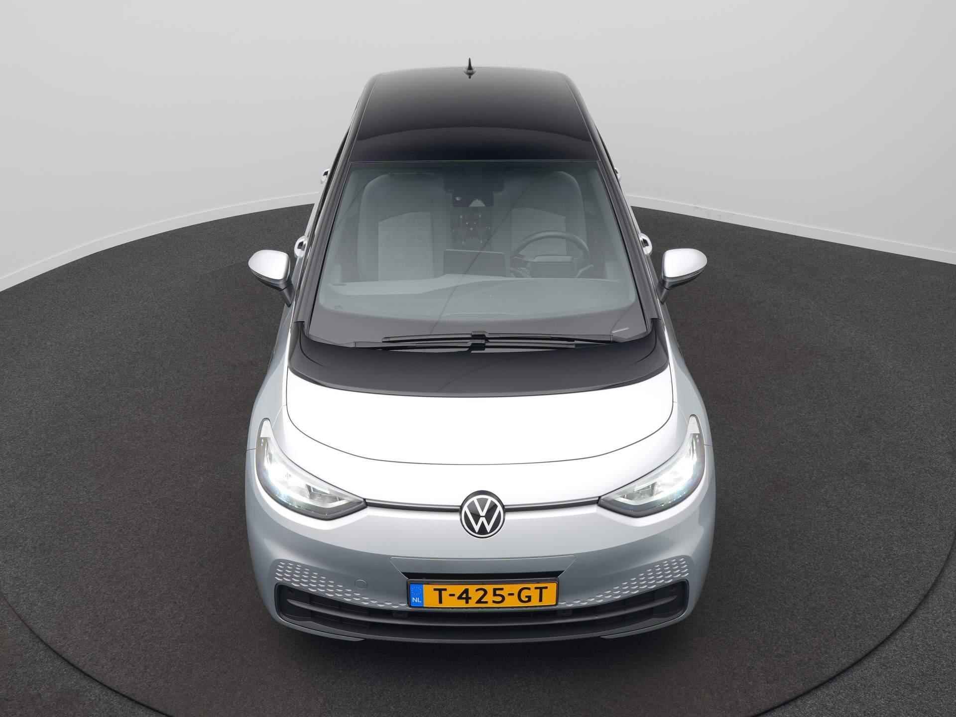 Volkswagen ID.3 Pure 45 kWh Navi / Clima / Cruise / Stoelverwarming / Achteruitrijcamera / Ambiance Verlichting - 11/52