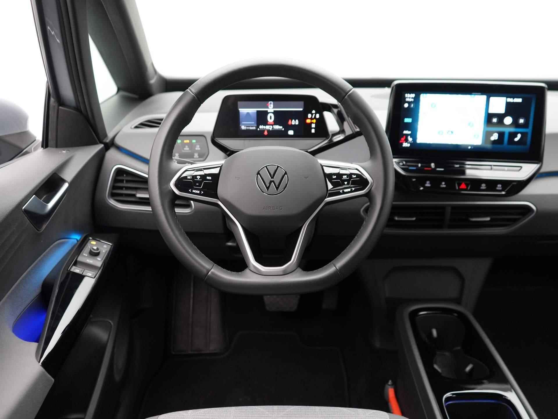 Volkswagen ID.3 Pure 45 kWh Navi / Clima / Cruise / Stoelverwarming / Achteruitrijcamera / Ambiance Verlichting - 13/52