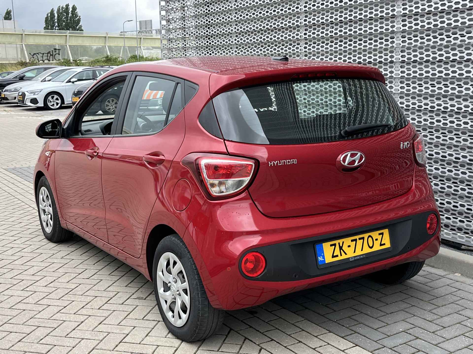 Hyundai i10 1.0i Comfort Smart Pack CRUISE CONTROL | AIRCO | NAVIGATIE MET RADIO/USB | ZUINIGE AUTO! - 10/32