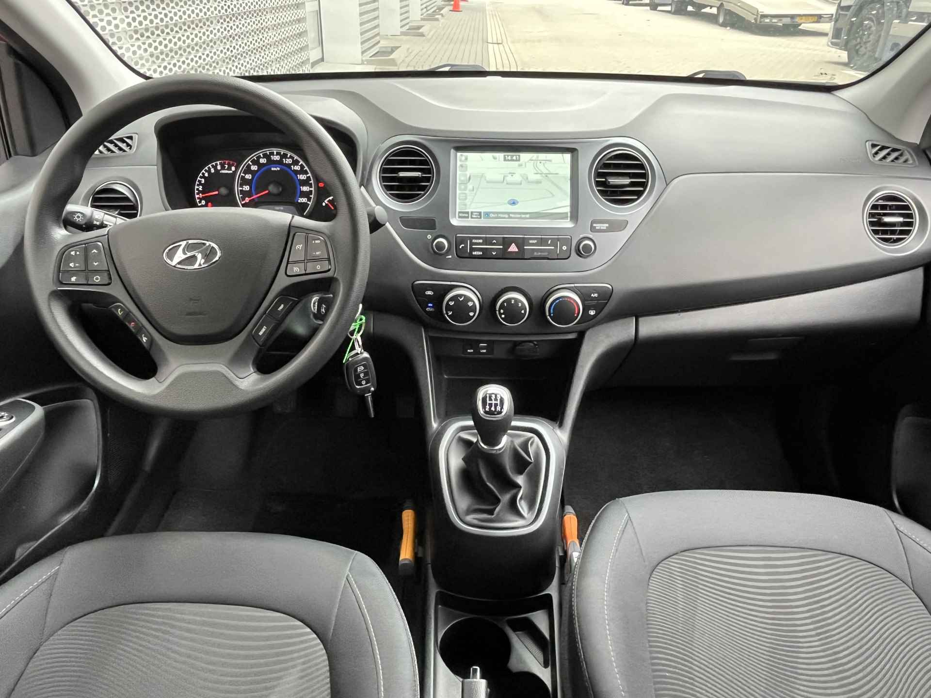 Hyundai i10 1.0i Comfort Smart Pack CRUISE CONTROL | AIRCO | NAVIGATIE MET RADIO/USB | ZUINIGE AUTO! - 14/32