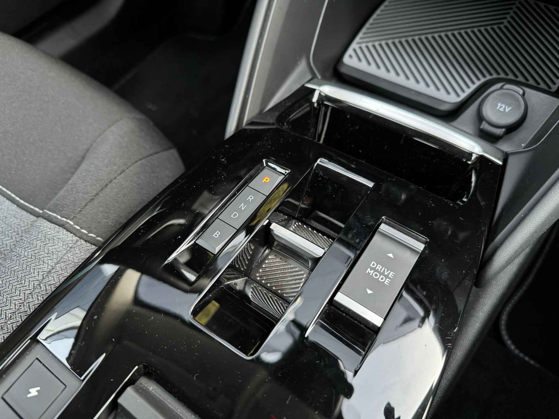 Citroën Ë-C4 Feel 50 kWh | Cruise Control | Sensoren achter | Climate | Carplay - 18/30