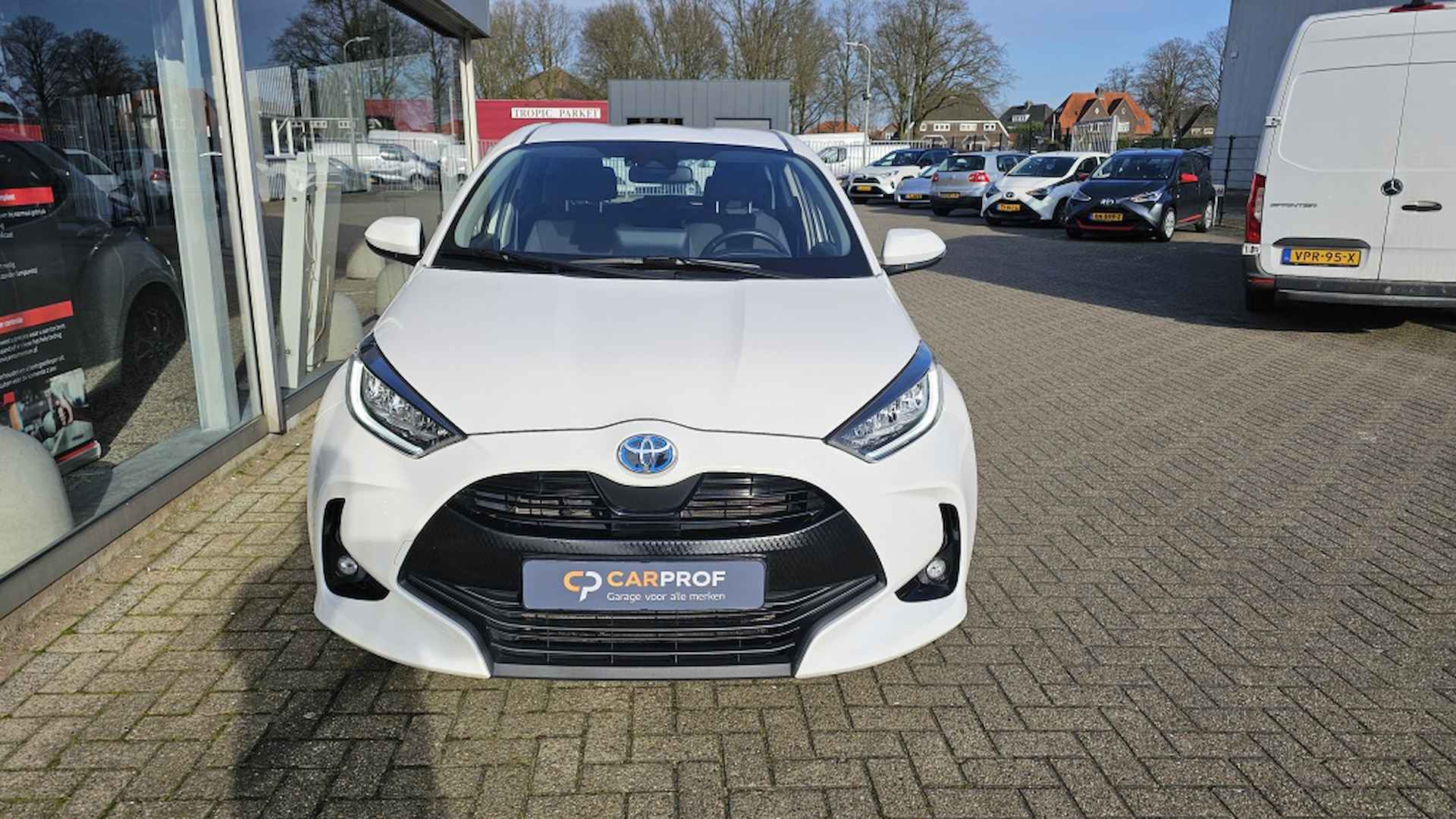 Toyota Yaris 1.5 Hybride Dynamic NLauto | dealeronderhouden | All-in - 2/23