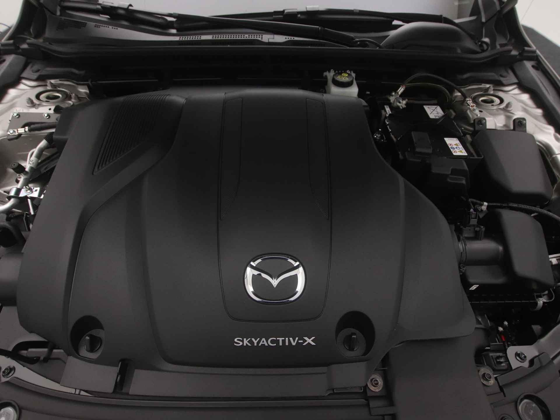 Mazda 3 2.0 e-SkyActiv-X Luxury i-Activesense automaat met Sunroof en aero pack | demo voordeel - 41/48