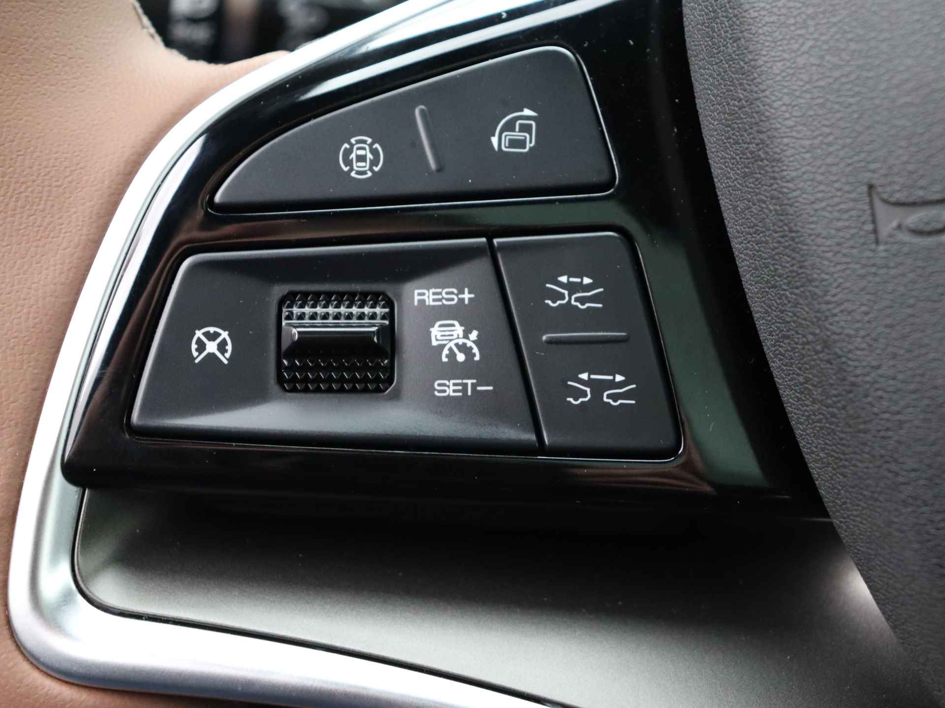 BYD TANG AWD Executive 86 kWh | €10.000 Voorraad Voordeel! Direct Rijden! | Adaptive cruise control | Keyless entry | Panoramadak | Bruin Leder | - 21/48
