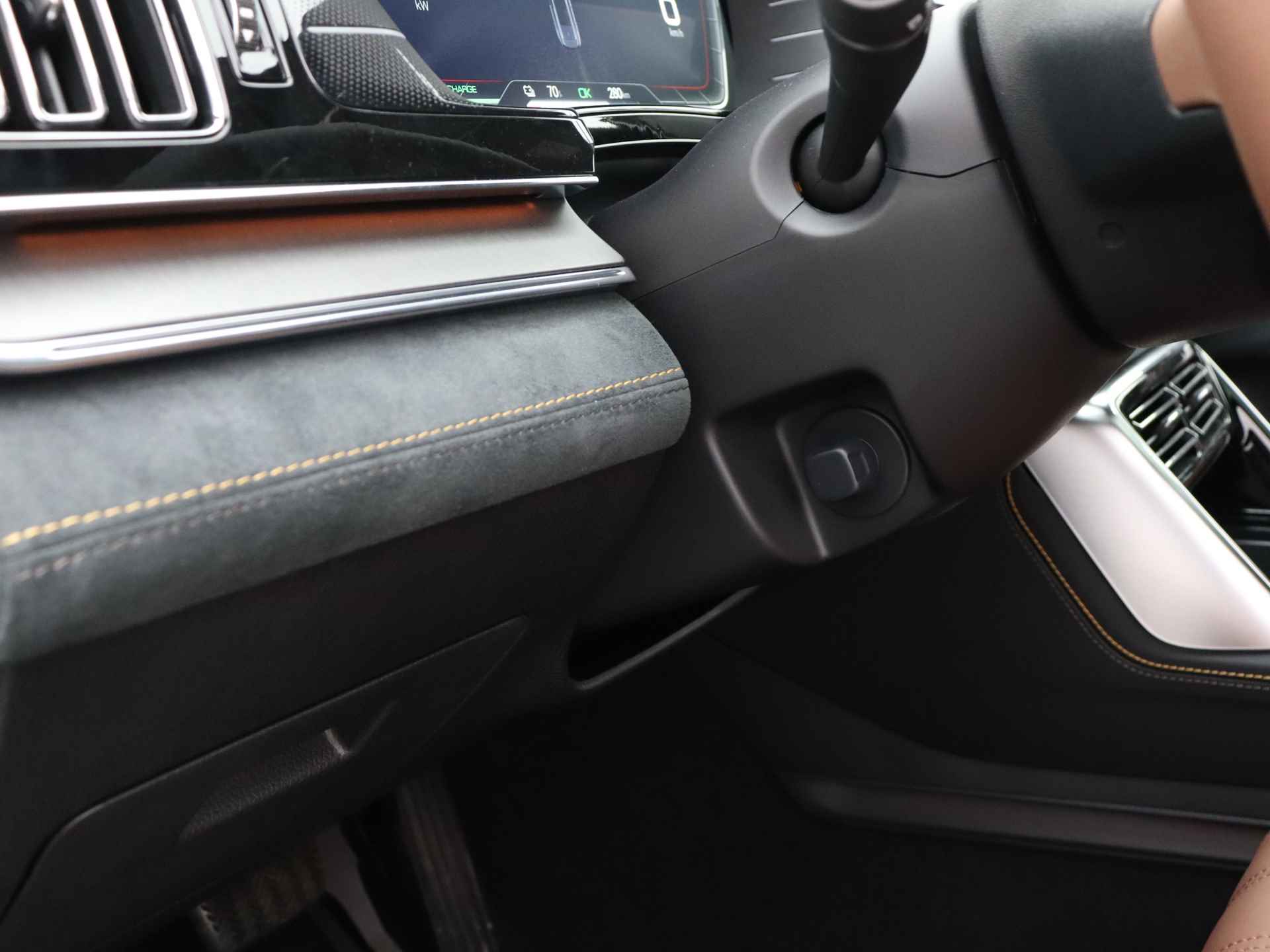 BYD TANG AWD Executive 86 kWh | €10.000 Voorraad Voordeel! Direct Rijden! | Adaptive cruise control | Keyless entry | Panoramadak | Bruin Leder | - 28/48