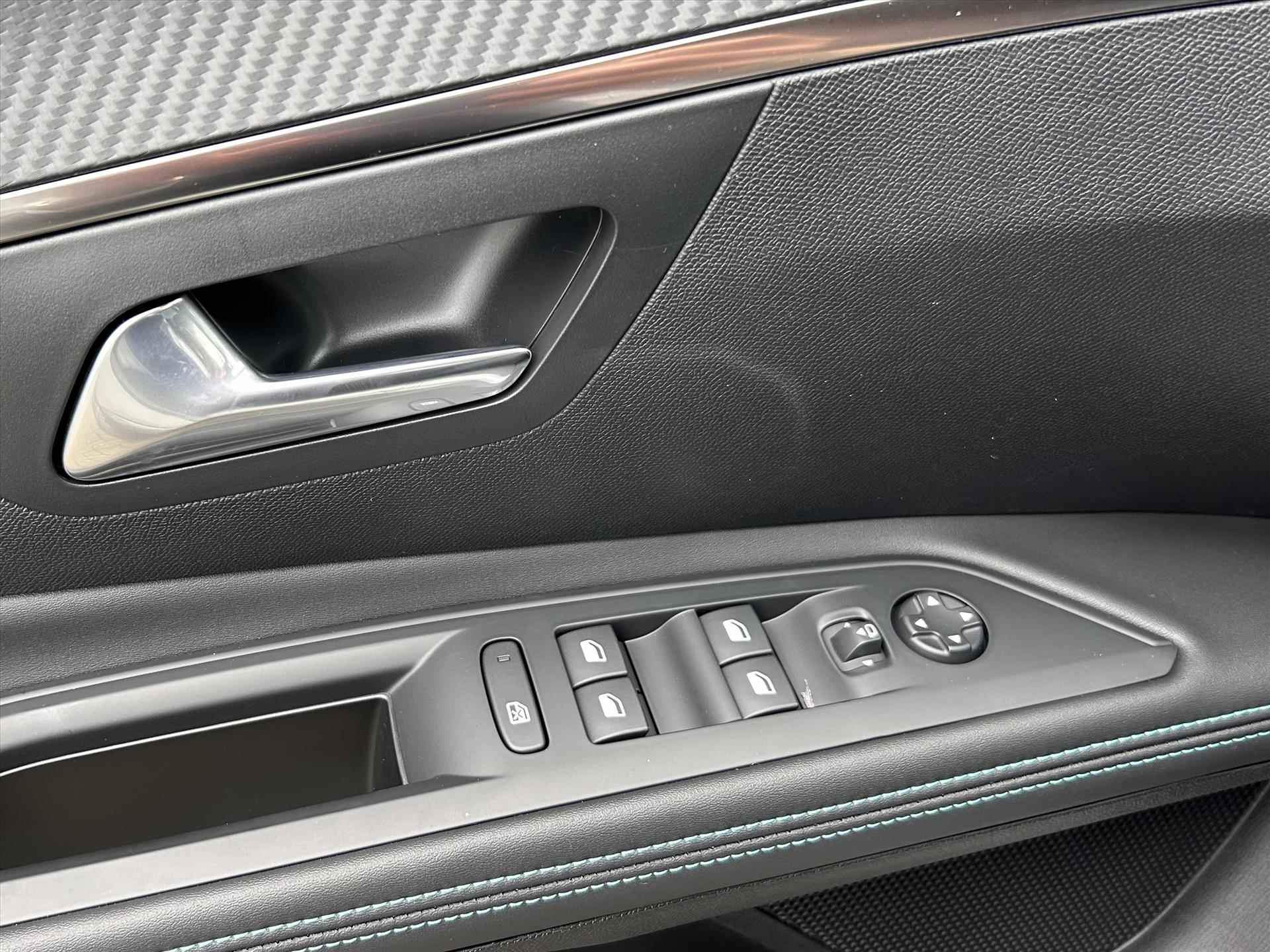 Peugeot 5008 1.2 Hybrid 136pk e-DSC6 Allure Pack Business | Navigatie | Apple Carplay | 10 Inch HD Touch screen | Airco | - 40/53