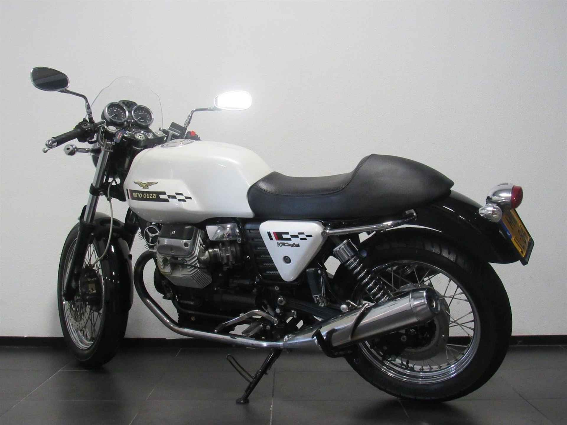 Moto Guzzi V7 CAFE CLASSIC - 2010 - 5/15