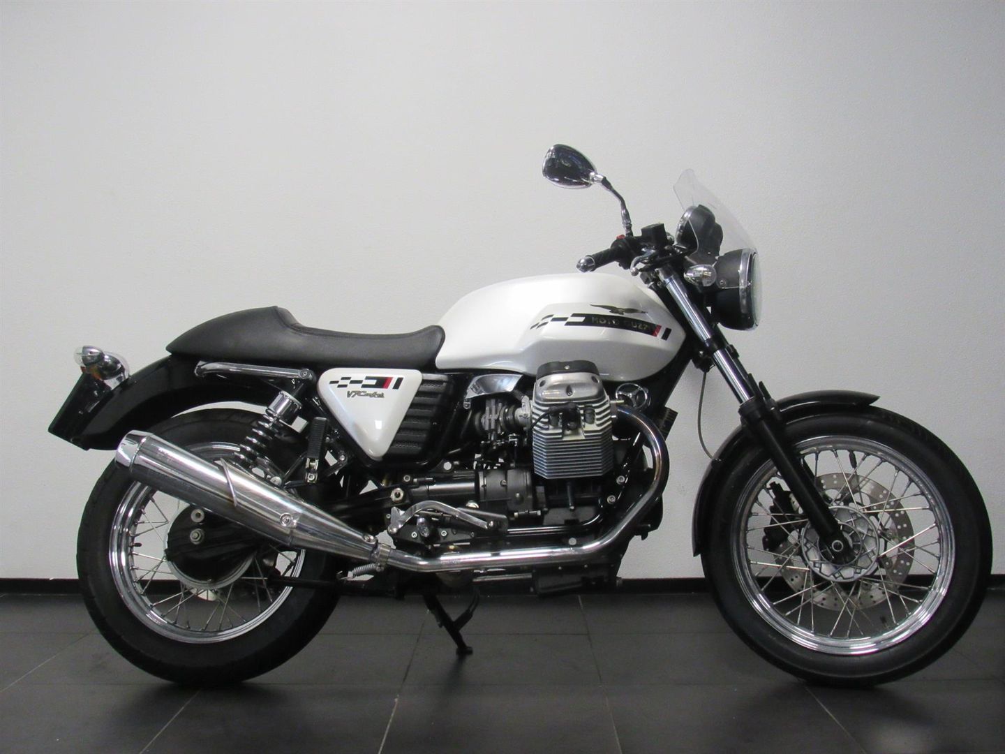 Moto Guzzi V7 CAFE CLASSIC - 2010