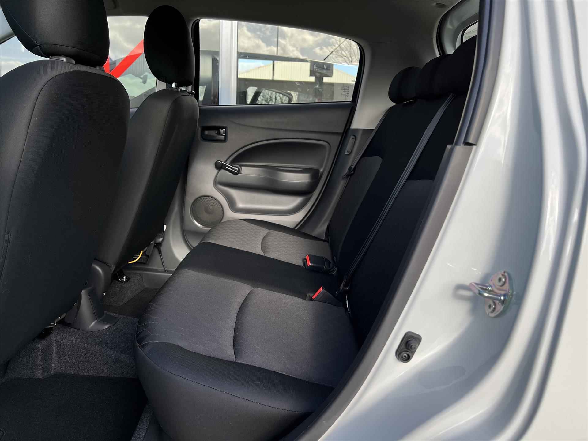 MITSUBISHI Space Star 1.2 71pk Connect+ | Airco | Apple CarPlay | Android Auto | Lichtmetalen Velgen - 8/20