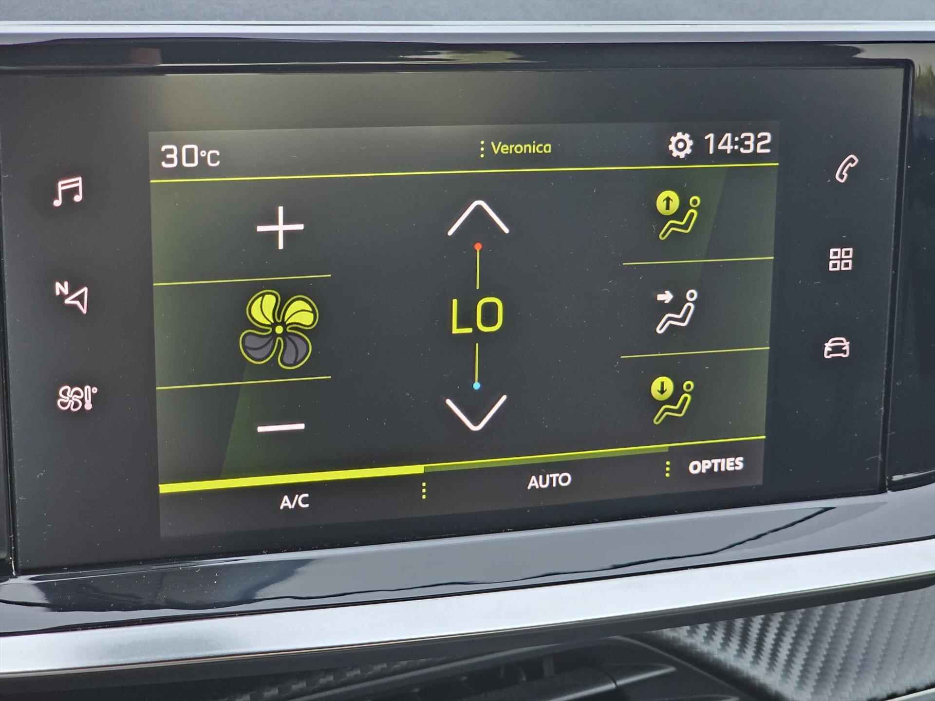 Peugeot 2008 130pk Allure Pack | Automaat | Parkeercamera | Climate Control - 23/47