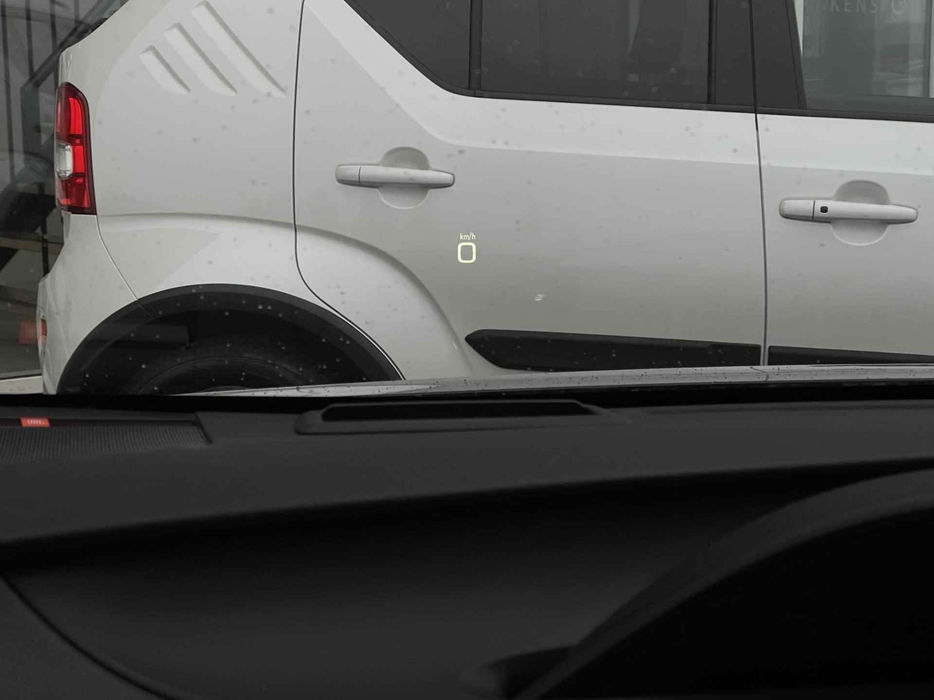 Toyota Prius 1.8 Executive | Trekhaak | Navigatie | Head-Up Display | Camera | Apple Carplay/Android Auto | Adapt. Cruise Control | Stoelverwarming | Rijklaarprijs! - 25/35
