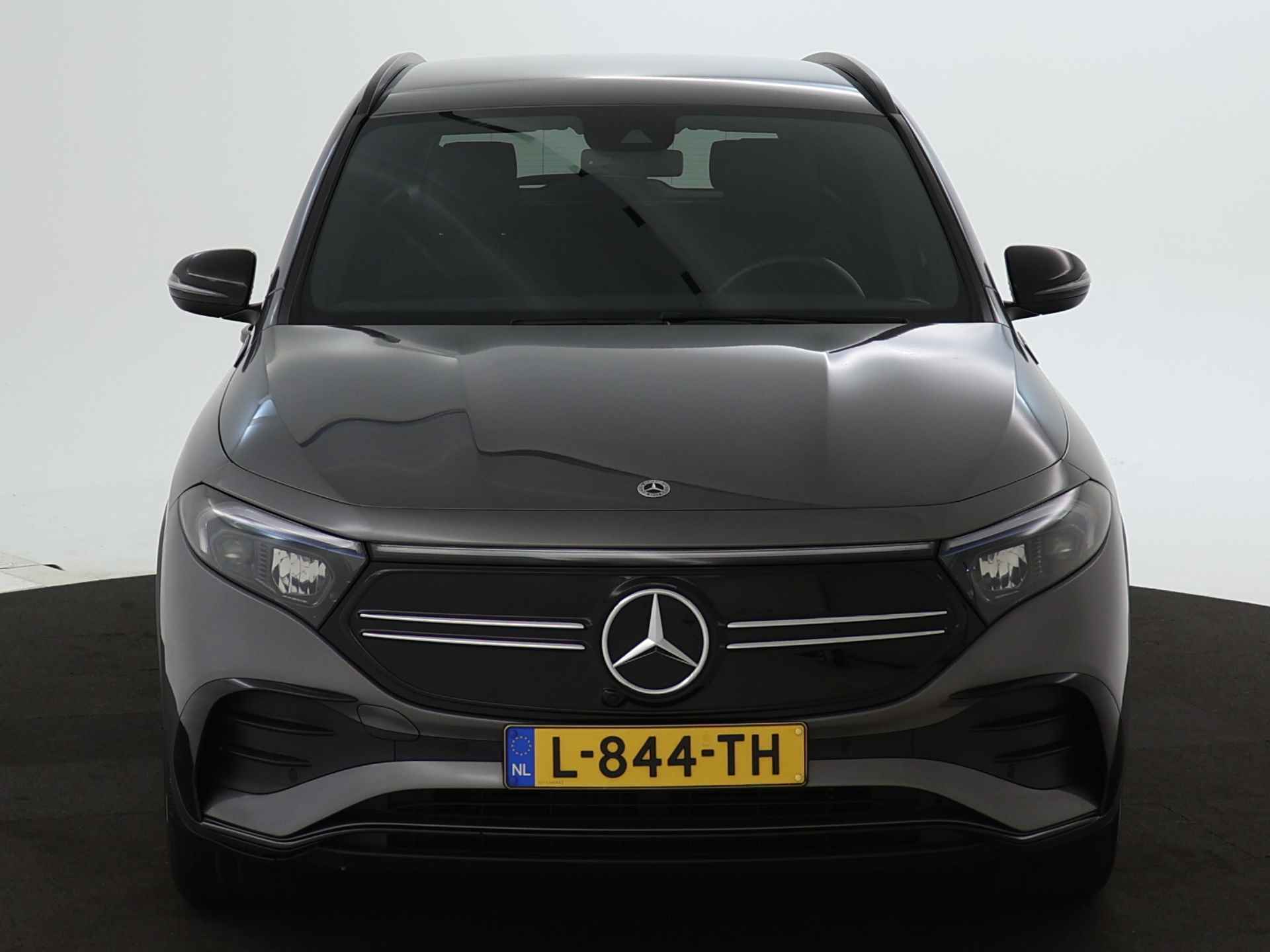 Mercedes-Benz EQA 250 Business Solution AMG 67 kWh | AMG Styling | Night Pakket | Sfeerverlichting | Inclusief 48 maanden MB Certified garantie voor Europa. - 31/43