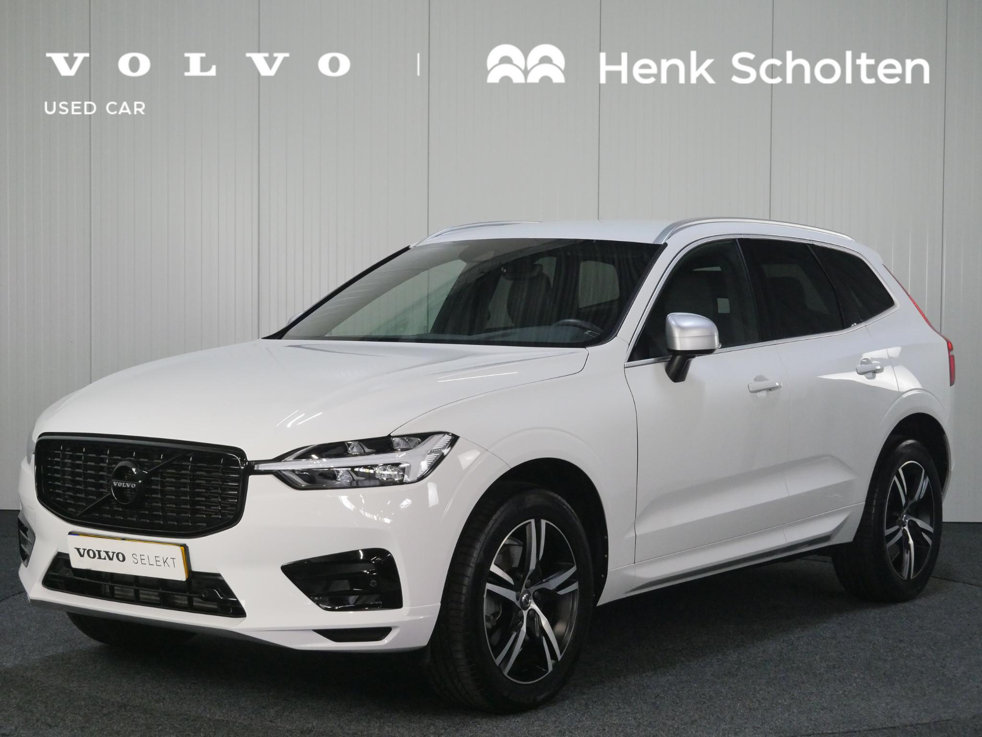 Volvo XC60 T5 AUT8 250PK R-Design, Dodehoek detectie, Parkeersensor voor, Elektrisch bedienbare achterklep, Trekhaak uitklapbaar, Rijstrooksensor met correctie