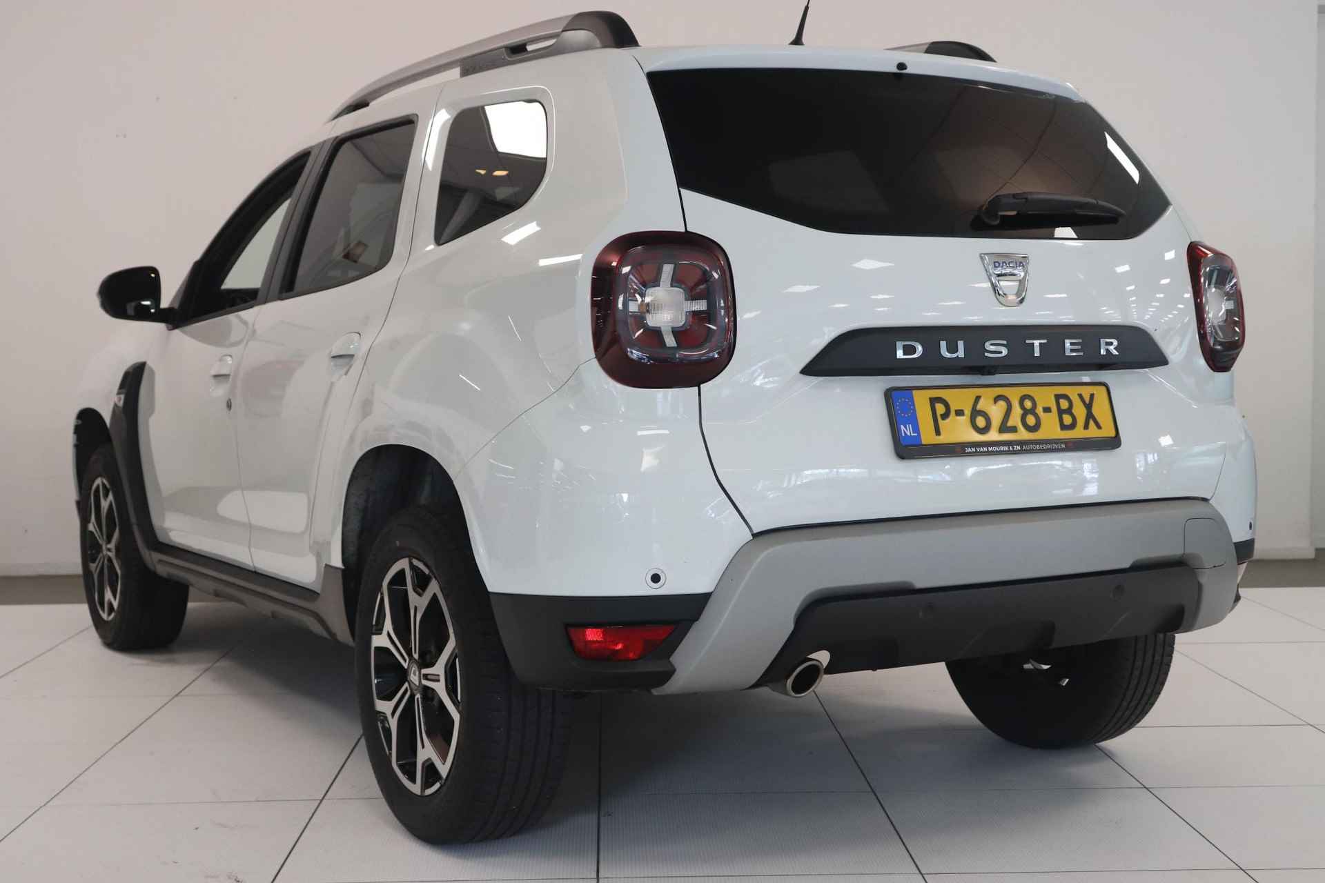 Dacia Duster 1.3 TCe 130PK Comfort | Navigatie | Camera | Stoelverwarming | - 9/32