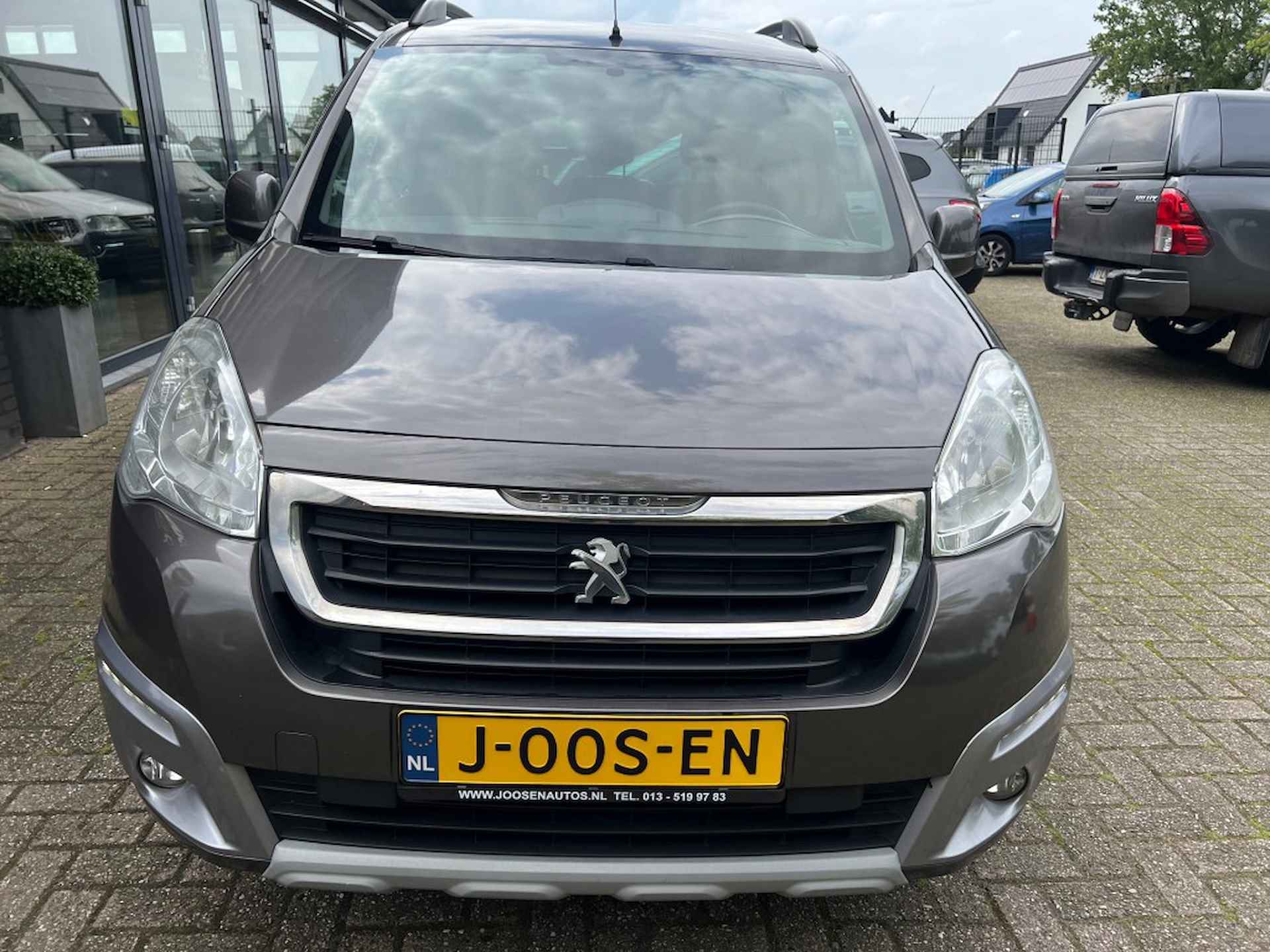 PEUGEOT Partner 1.2 PURETECH ACTIVE - 4/28