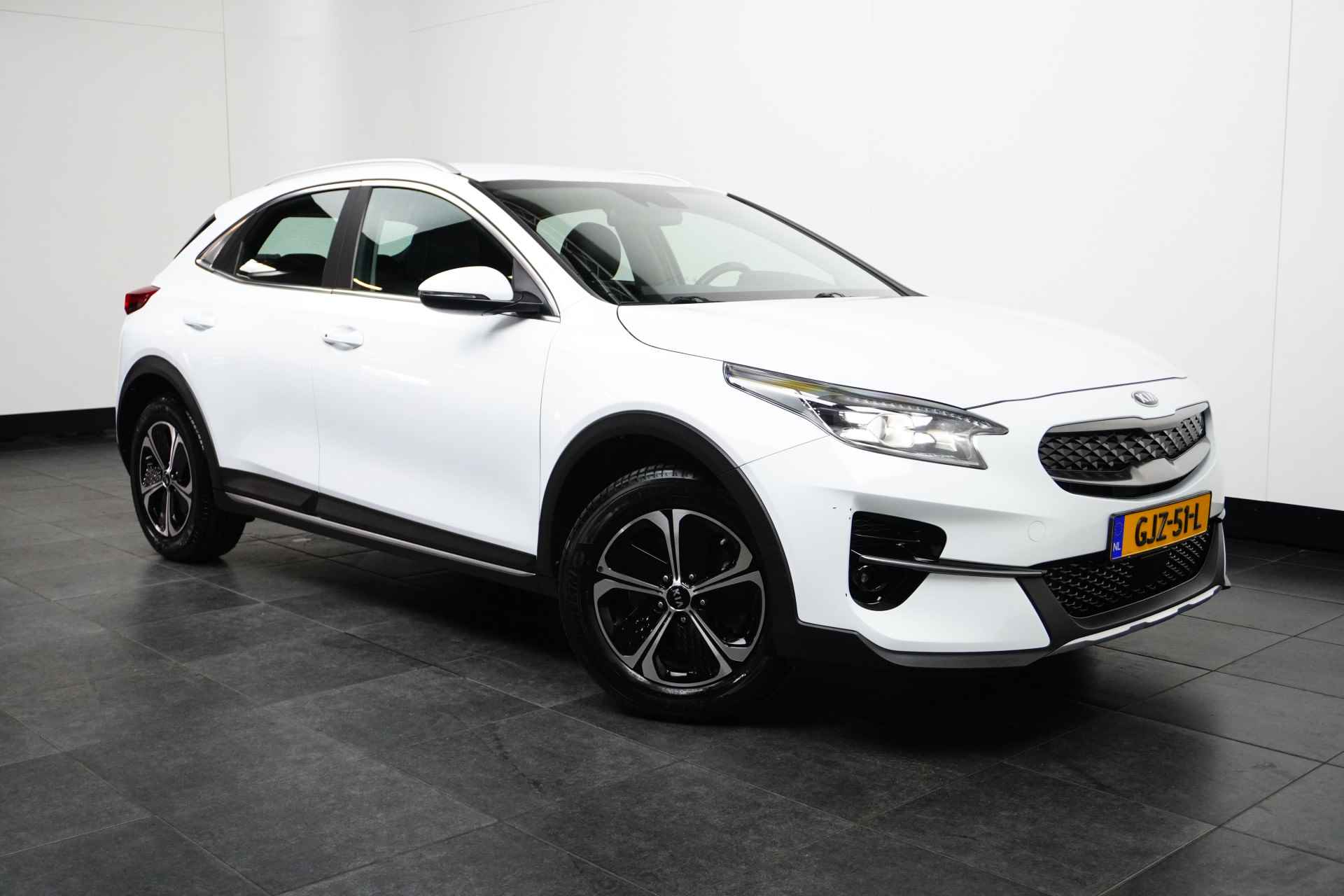 Kia Xceed 1.6 GDi PHEV DynamicLine | Climate control | Navigatie | Carplay | Stoel en stuurverwarming | Camera | - 4/29