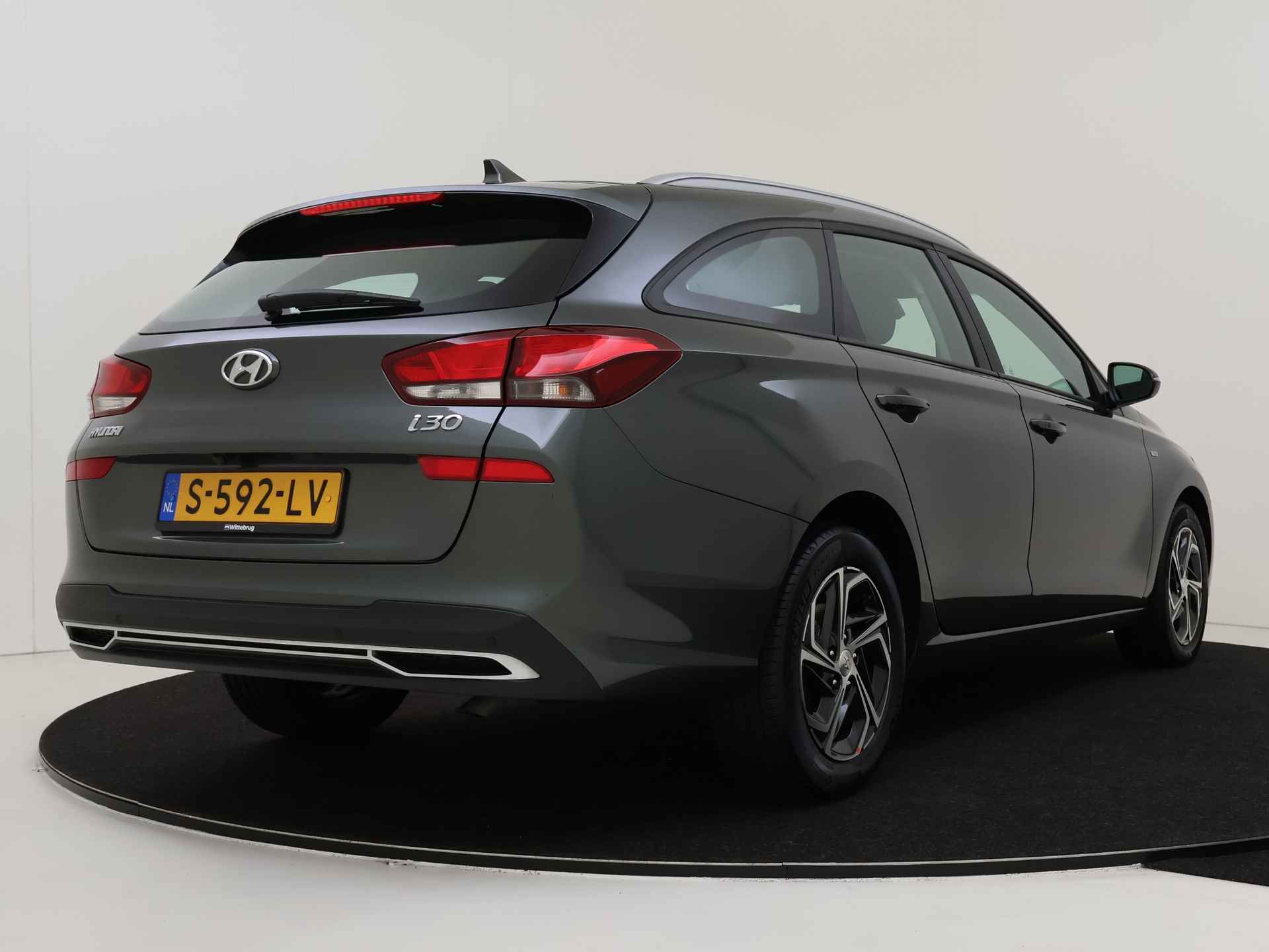 Hyundai i30 Wagon 1.0 T-GDi MHEV Comfort Smart | Navigatie | Camera | Climate Control | Lichtmetalen Velgen - 11/39