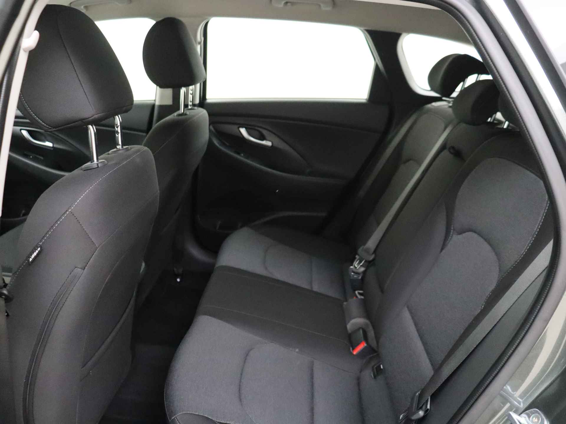 Hyundai i30 Wagon 1.0 T-GDi MHEV Comfort Smart | Navigatie | Camera | Climate Control | Lichtmetalen Velgen - 12/39