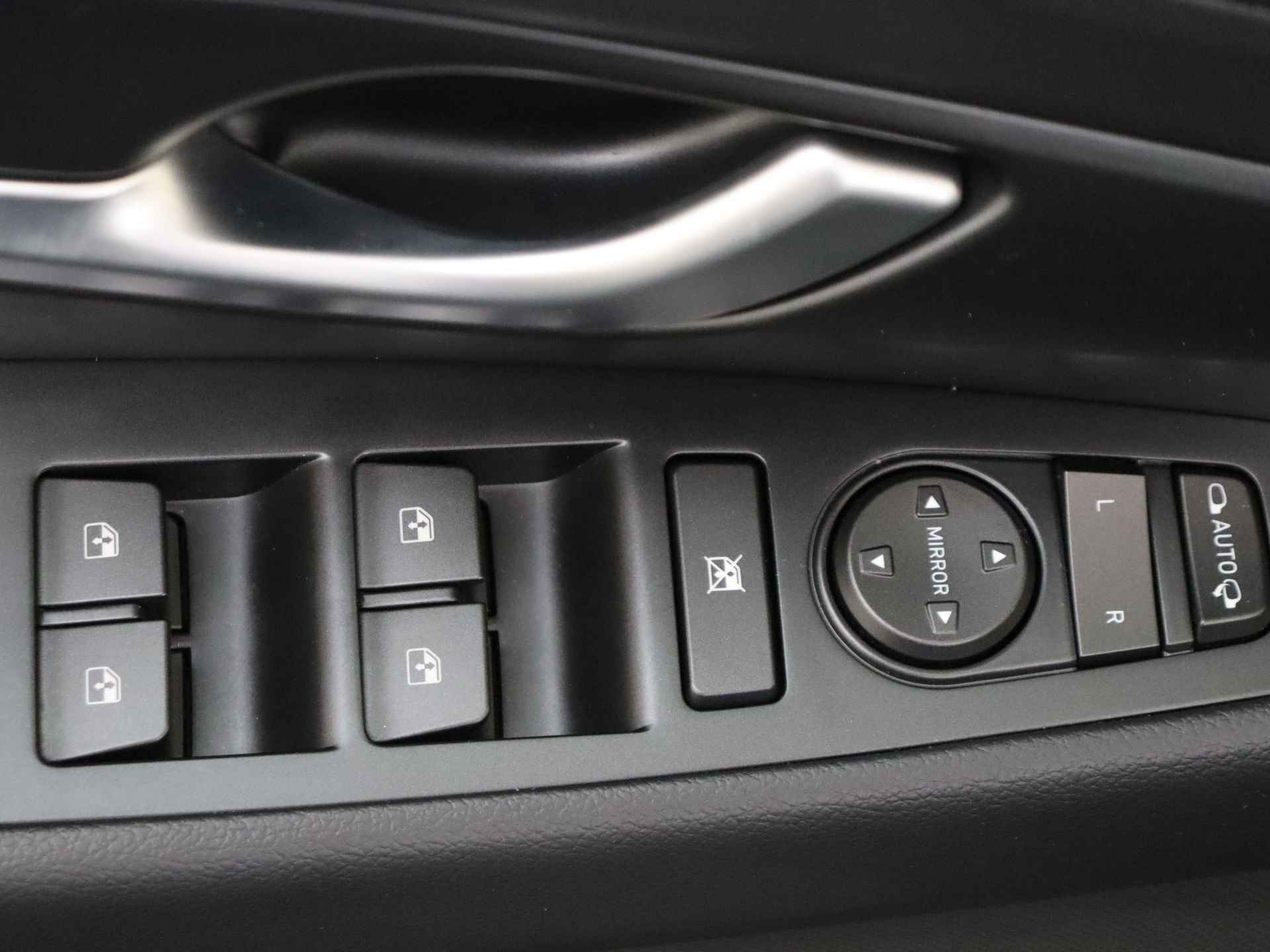 Hyundai i30 Wagon 1.0 T-GDi MHEV Comfort Smart | Navigatie | Camera | Climate Control | Lichtmetalen Velgen - 28/39
