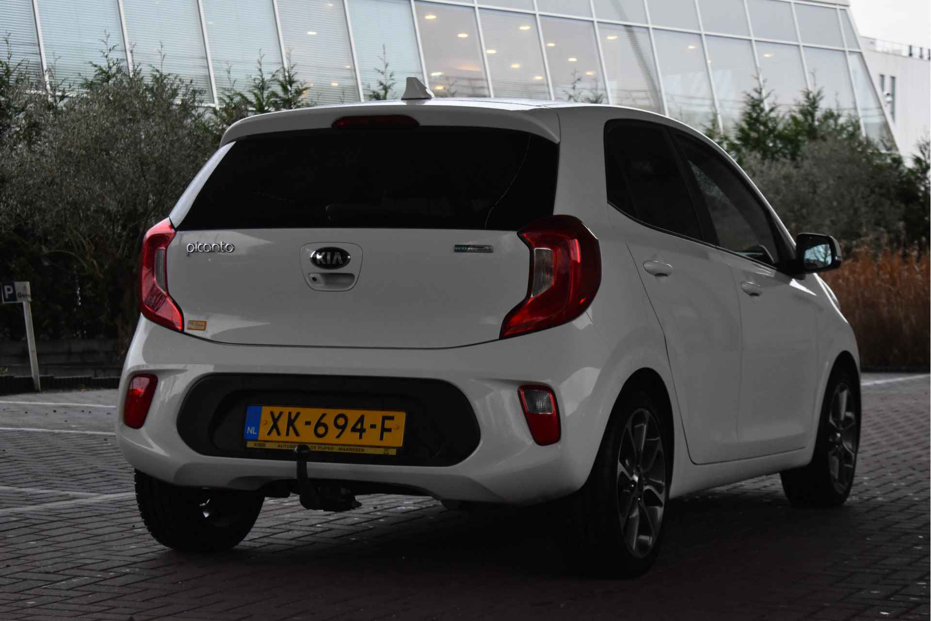 Kia Picanto 1.0 CVVT Design Edition, ORGINEEL NEDERLANDSE AUTO , BOEKJES,NAP EN ONDERHOUDSHISTORIE Nederlandse auto | Navigatie | Cruise Control | achteruitrijcamera | Apple Carplay - 7/38