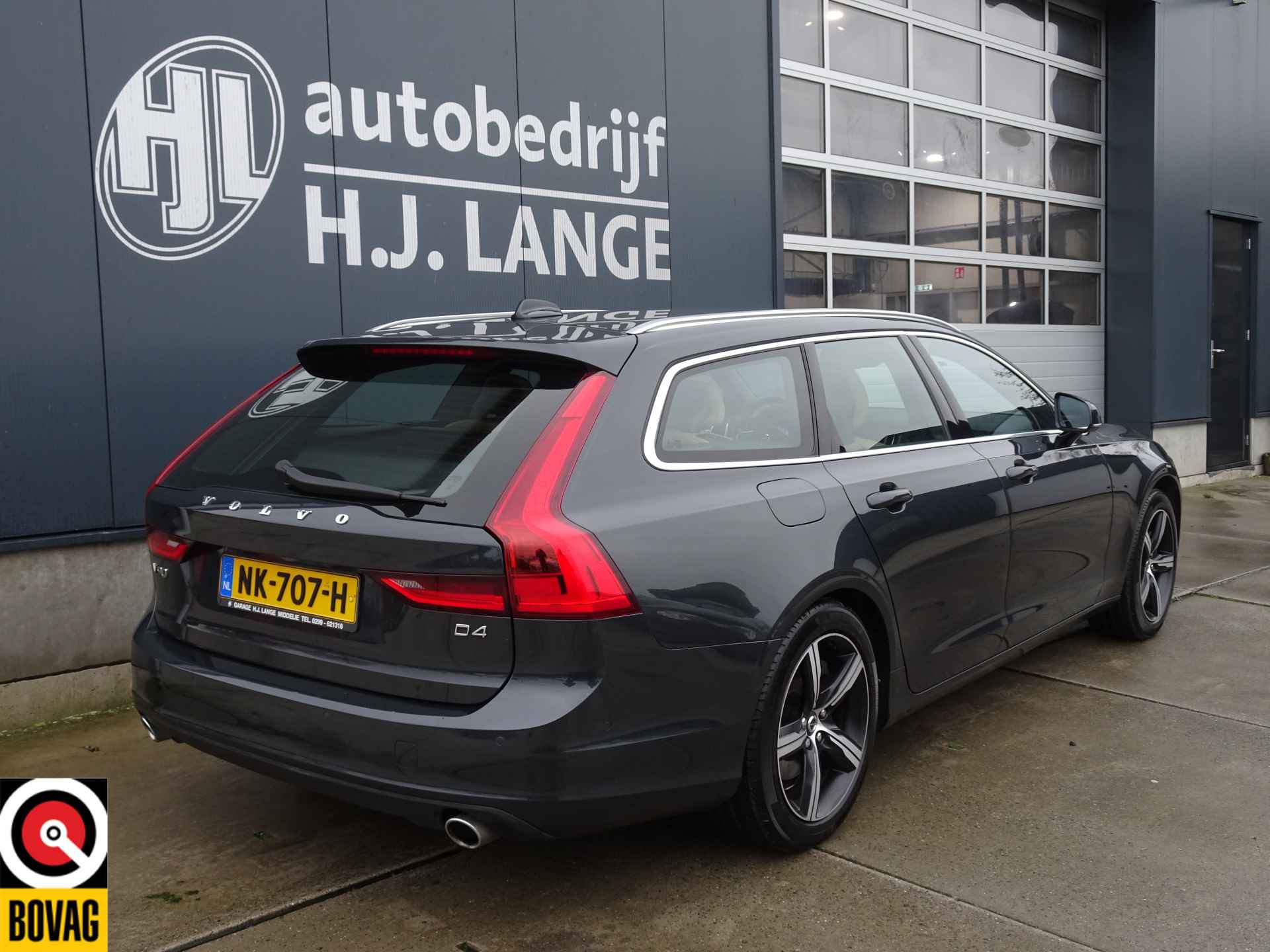 Volvo V90 2.0 D4 Momentum Automaat - 8/43