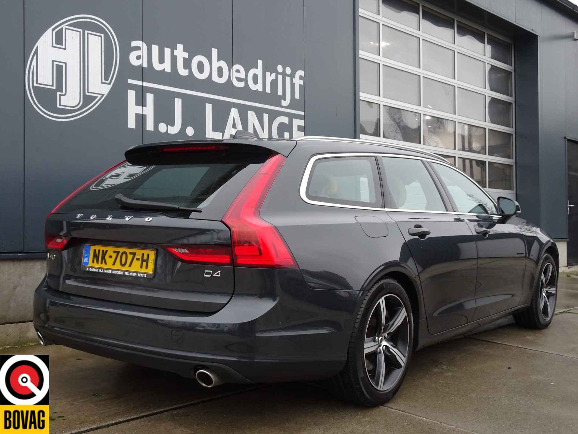 Volvo V90 2.0 D4 Momentum Automaat - 10/43