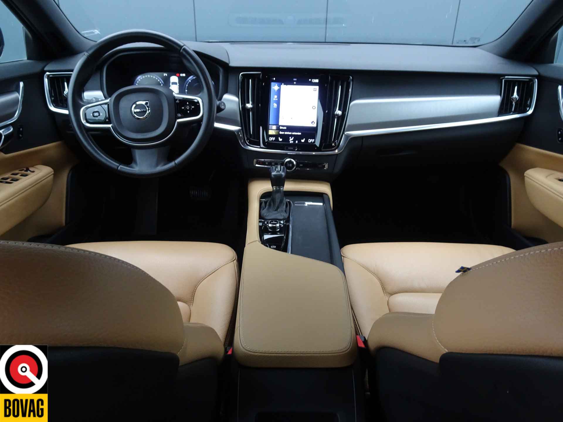 Volvo V90 2.0 D4 Momentum Automaat - 26/43