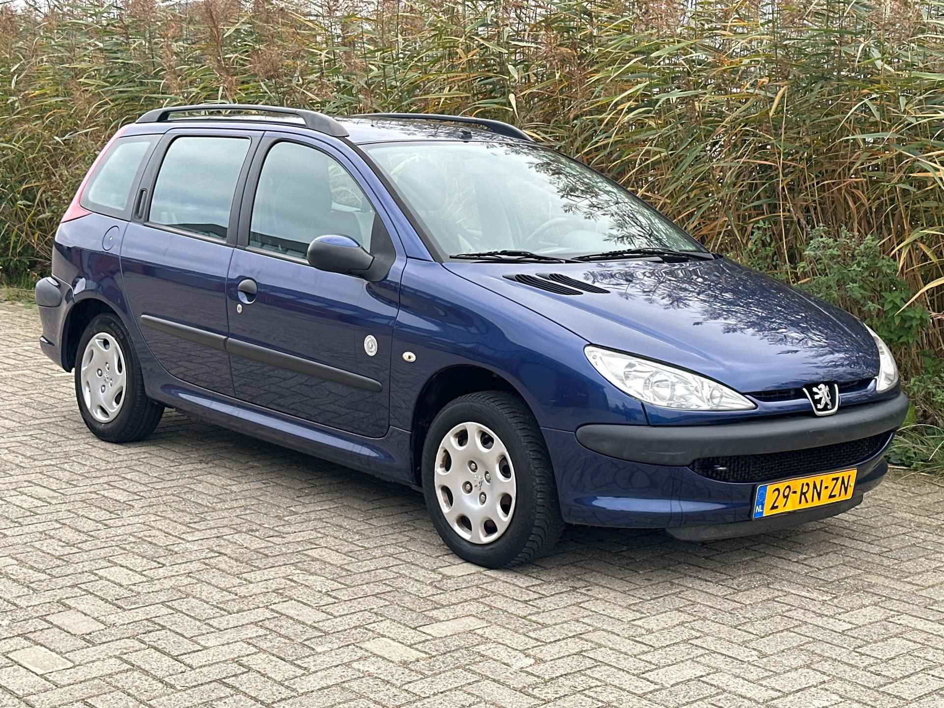 Peugeot 206 SW 1.4 X-Design Nieuw apk - Goed rijdende auto - 6/13