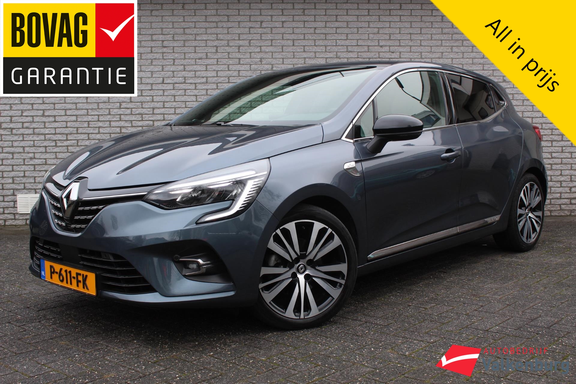 RENAULT Clio 1.6 E-Tech Hybrid 140pk Initiale Paris | Trekhaak | Camera | Carplay | Stoel/Stuurverwarming | Keyless | Cruise | Virtual Cockpit | PDC | Leder