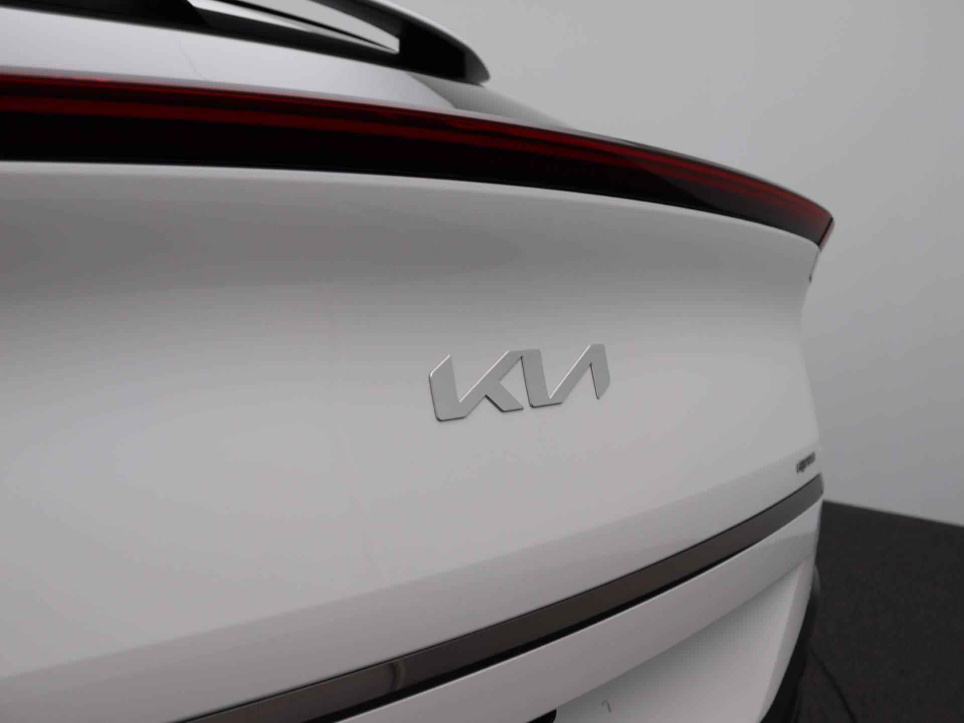 Kia EV6 GT-Line 77.4 kWh Pano Dak | Head-Up | 360 Camera | Matrix LED | Navi | Stoelverwarming - 35/49