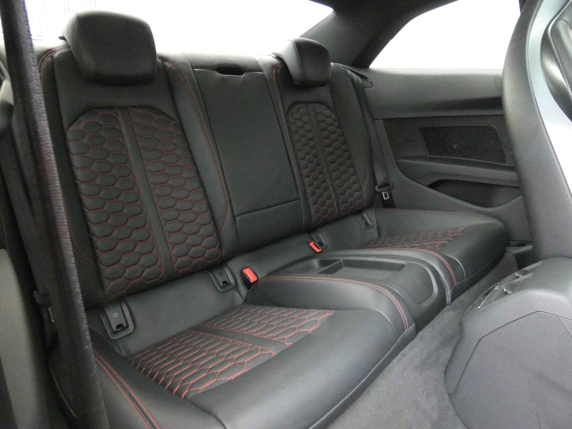 Audi RS5 2.9 TFSI quattro | B&O | Panoramadak | 20" | Matrix LED - 31/86