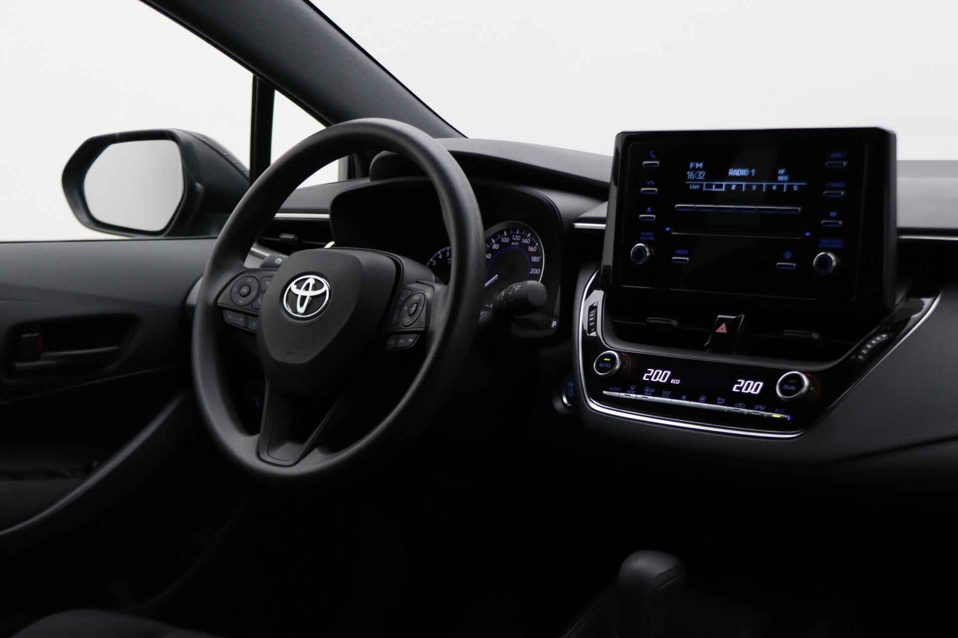 Toyota Corolla Touring Sports 1.8 Hybrid Comfort Climate, ACC, Bluetooth, Elektrisch Pakket, Trekhaak - 24/40