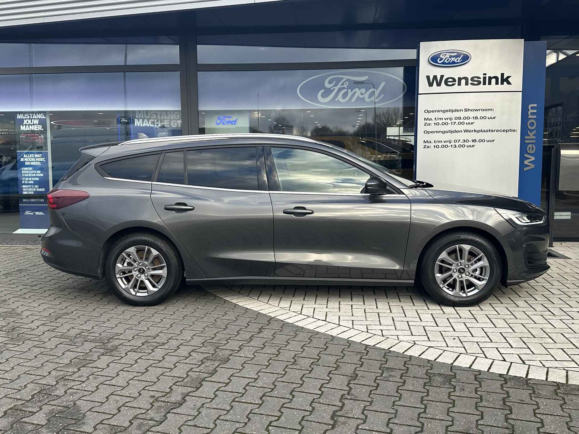 Ford Focus Wagon 1.0 EcoBoost Hybrid Titanium €3.500,- Ford voordeel - 5/29