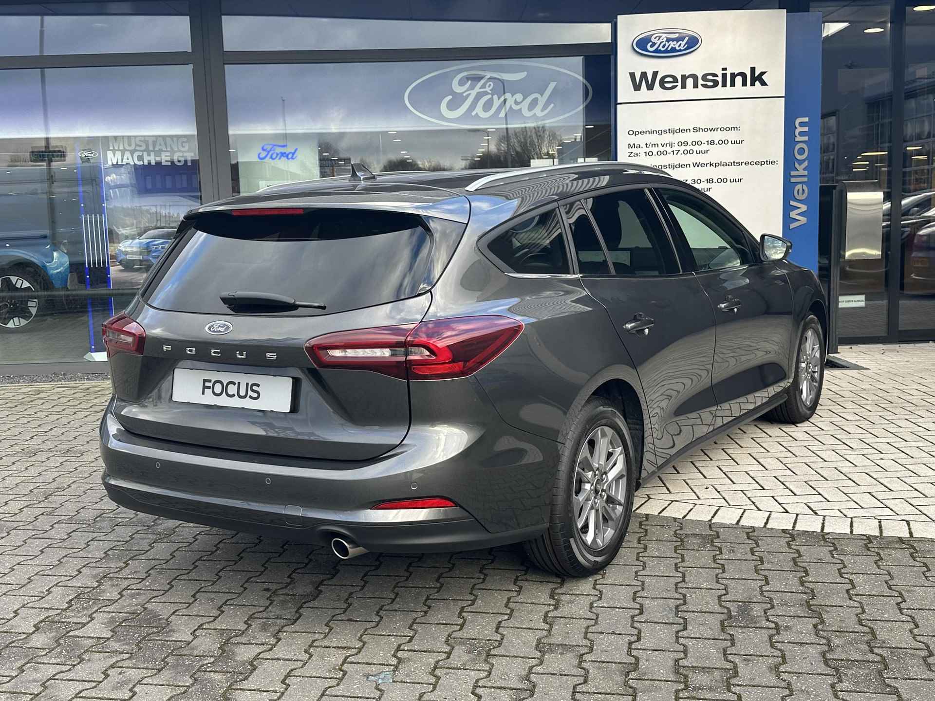 Ford Focus Wagon 1.0 EcoBoost Hybrid Titanium €3.500,- Ford voordeel - 6/29