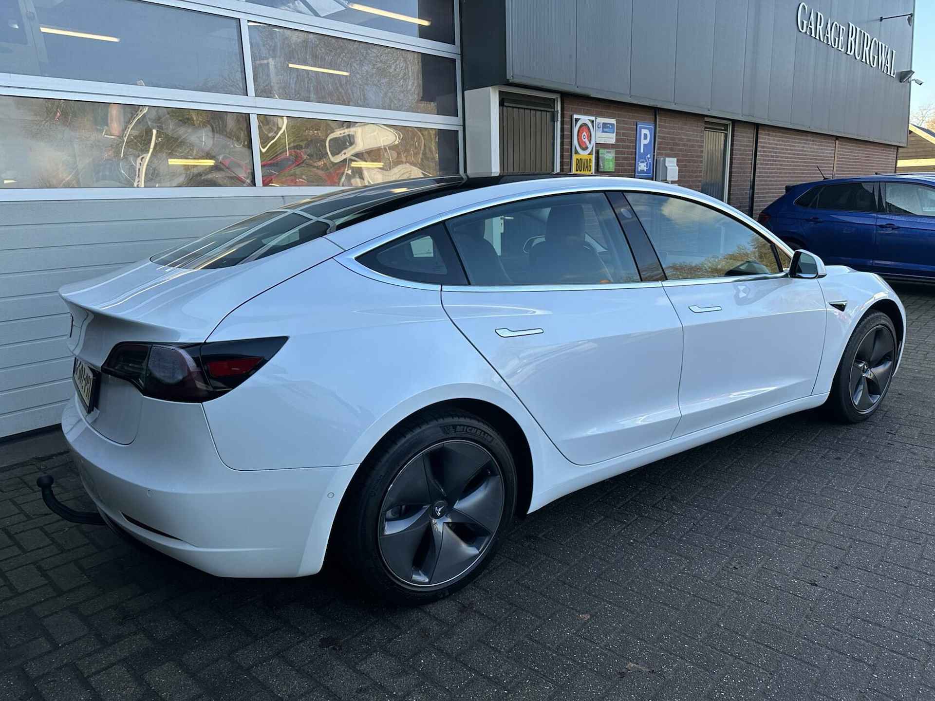 Tesla Model 3 Standard RWD Plus 60 kWh 1000 kg TREKH. *ALL-IN PRIJS* - 9/24