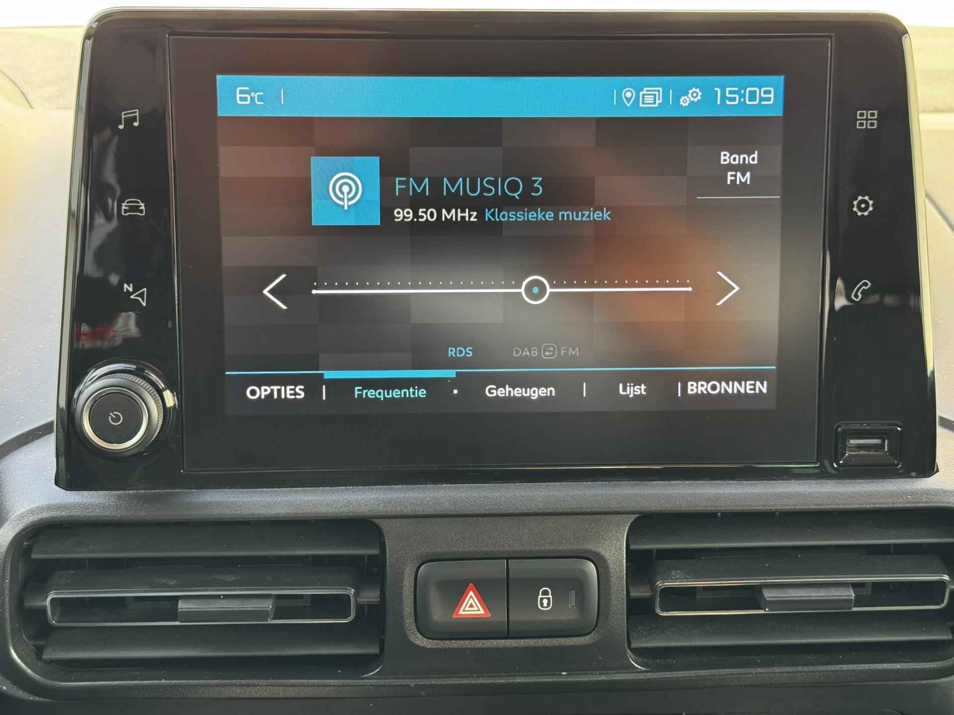 Citroen BERLINGO 1.2 PureTech Feel Climate control DAB Radio Cruise Control Carplay Trekhaak - 50/60