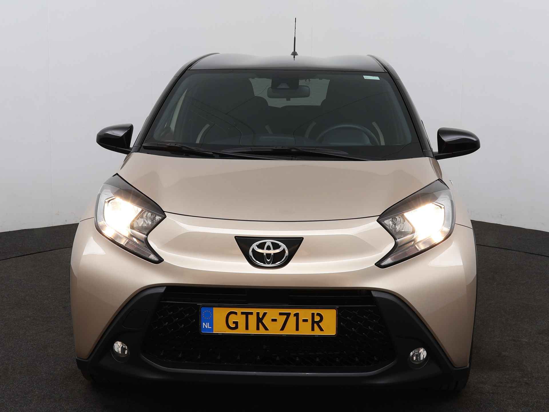 Toyota Aygo X 1.0 VVT-i S-CVT Pulse Limited | Airco | Achteruitrijcamera | - 29/44