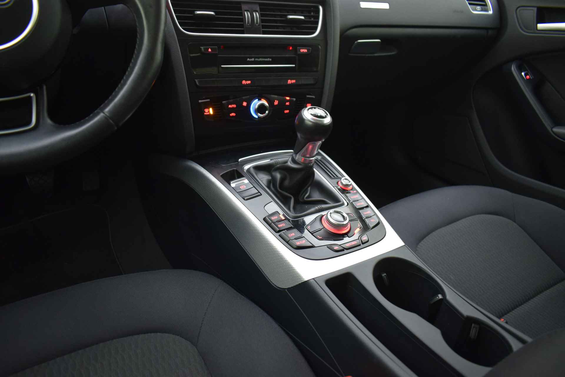 Audi A5 Sportback 1.8T 170Pk Business Edition XENON/NAVI/CLIMA/CRUISE/PDC/AFN TREKHAAK/LMV 18'' - 19/24