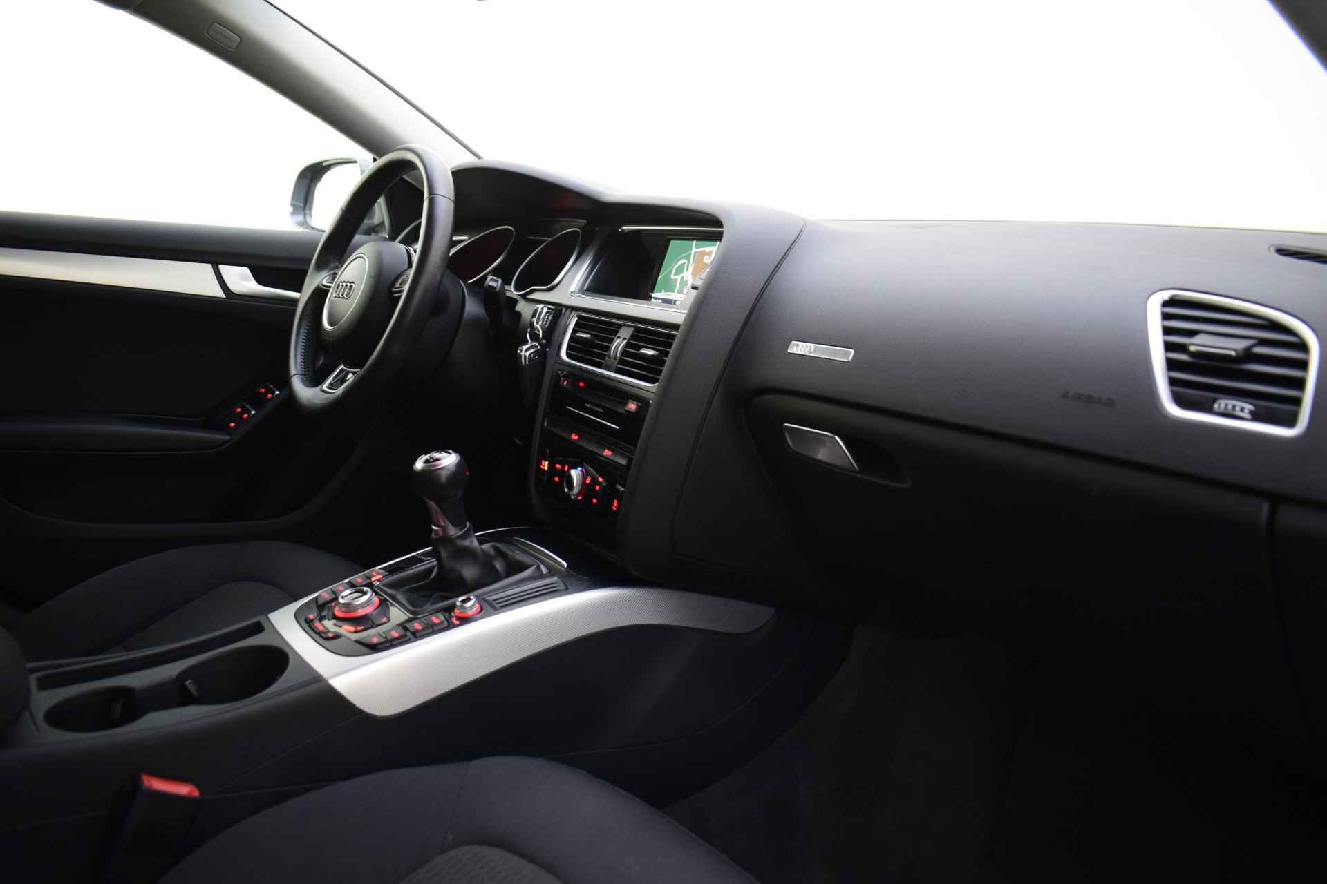 Audi A5 Sportback 1.8T 170Pk Business Edition XENON/NAVI/CLIMA/CRUISE/PDC/AFN TREKHAAK/LMV 18'' - 20/24